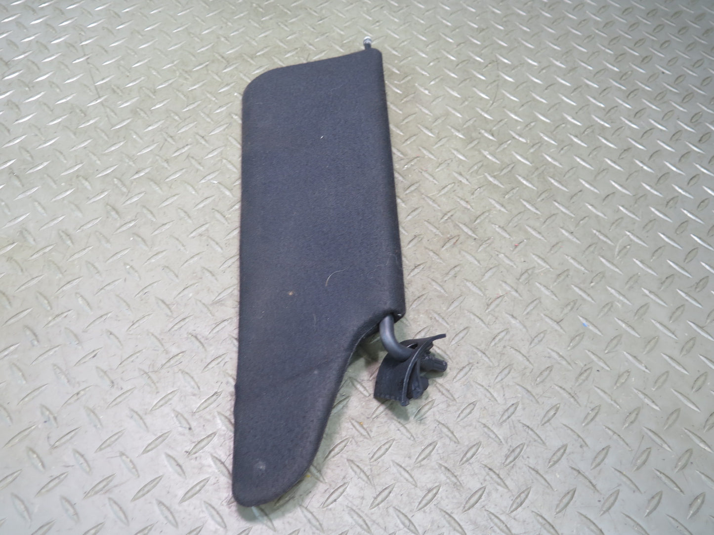 02-05 Ford Thunderbird Set of 2 Left & Right Sun Visor Black OEM