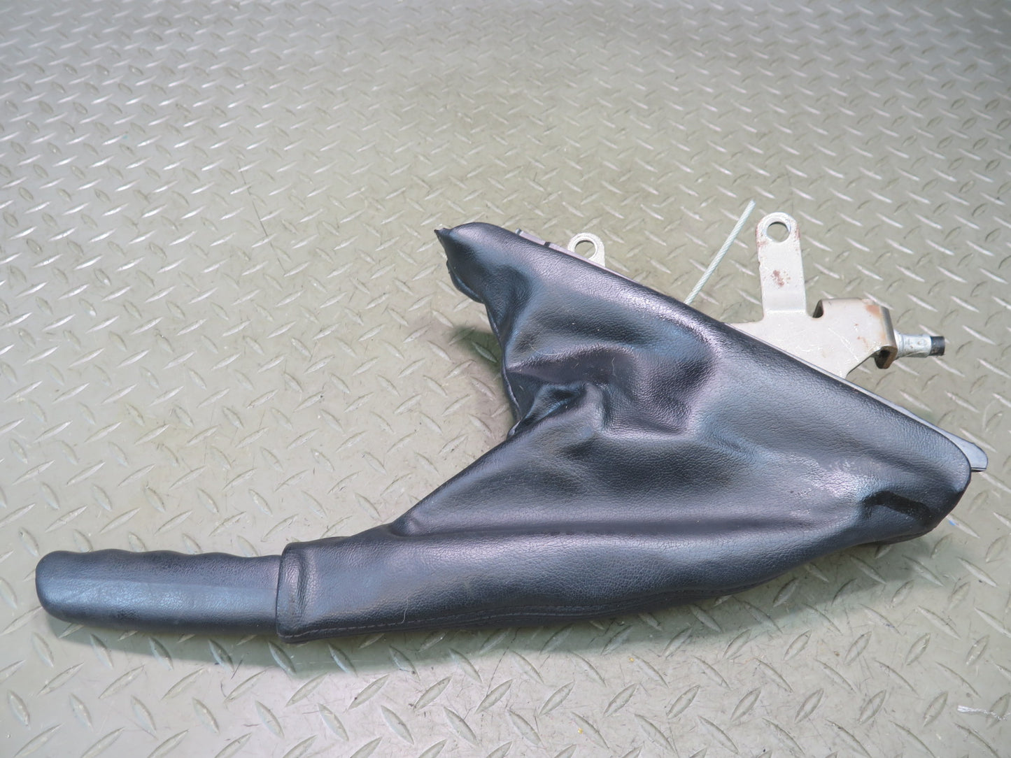 02-05 Ford Thunderbird Parking Handbrake Lever w Housing & Boot Cover Assy OEM