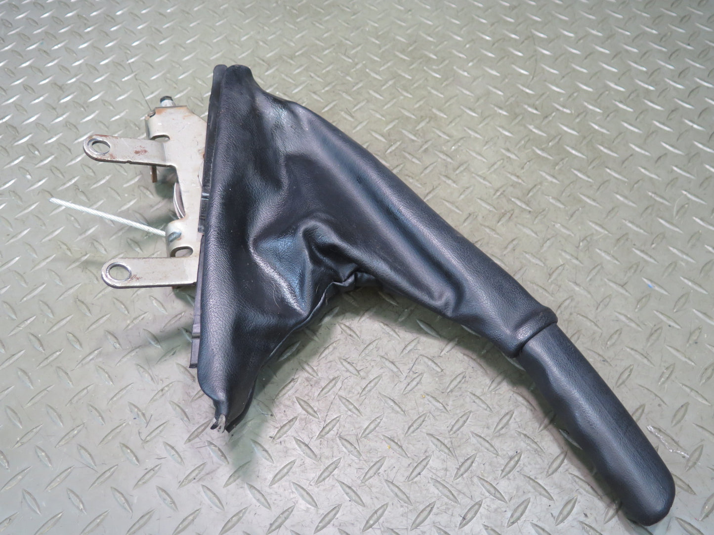 02-05 Ford Thunderbird Parking Handbrake Lever w Housing & Boot Cover Assy OEM