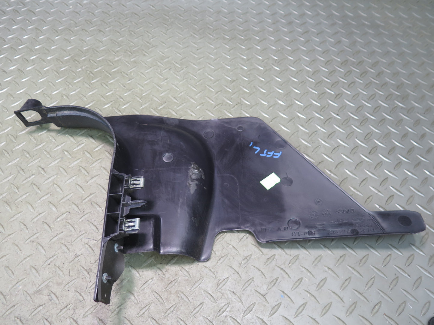 02-05 Ford Thunderbird Set of 2 Left & Right Kick Panel Trim Cover OEM