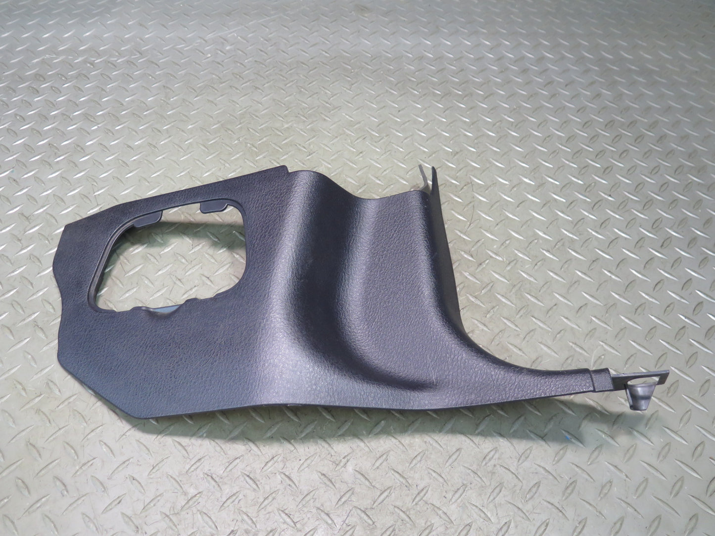 02-05 Ford Thunderbird Set of 2 Left & Right Kick Panel Trim Cover OEM
