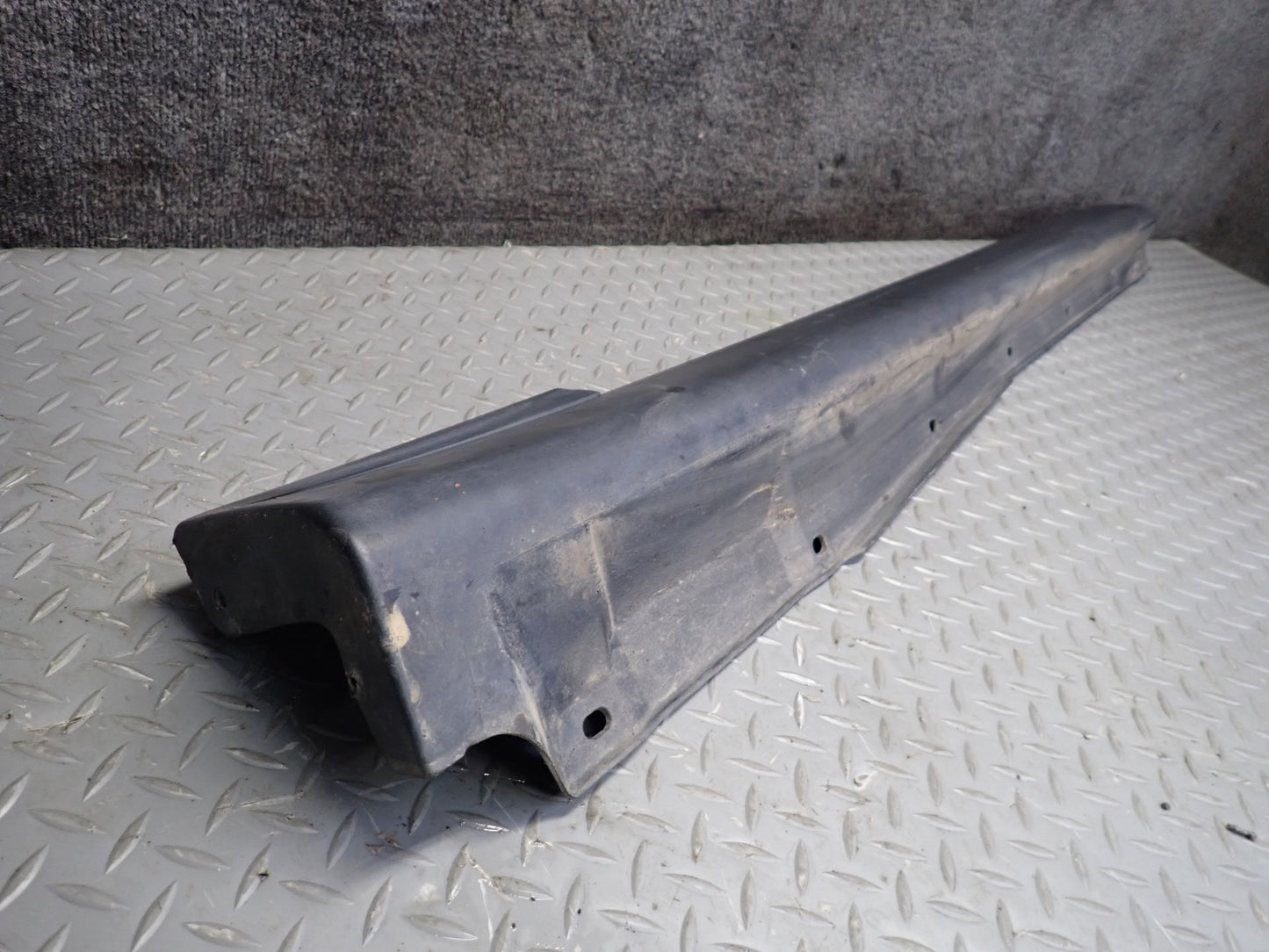 99-01 Toyota Crown JZS175 Set of 4 Left & Right Side Skirt Rocker Panel OEM