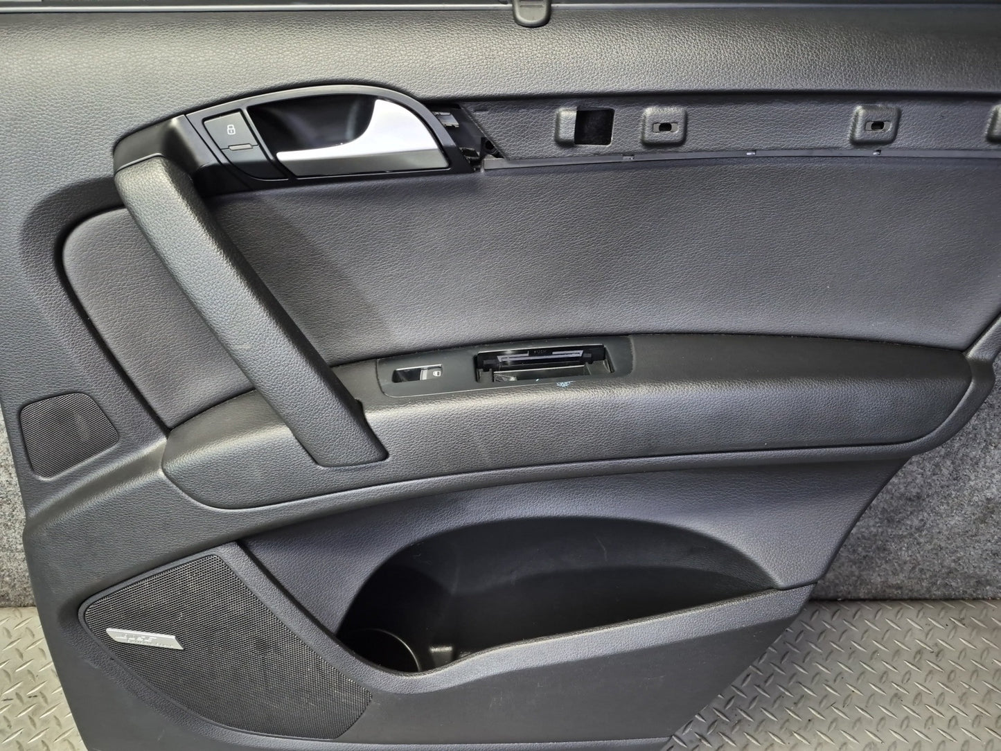 10-15 Audi 4L Q7 Set of 2 Rear Left & Right Door Interior Trim Panel Black OEM