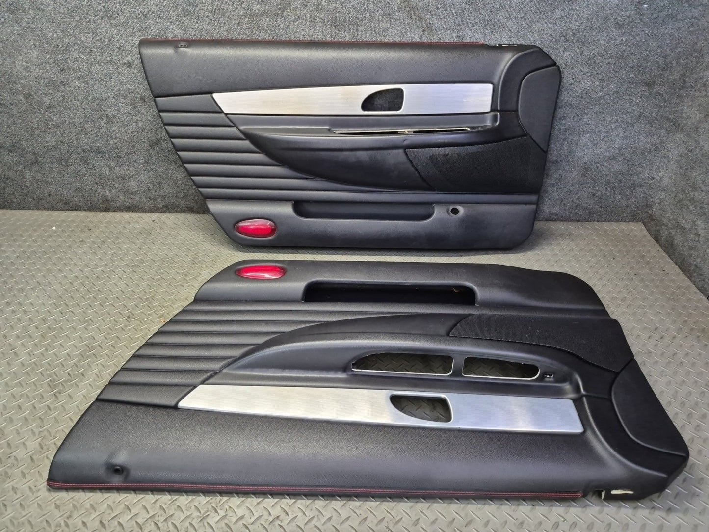 02-05 Ford Thunderbird Set of 2 Left & Right Door Interior Trim Panel Cover OEM