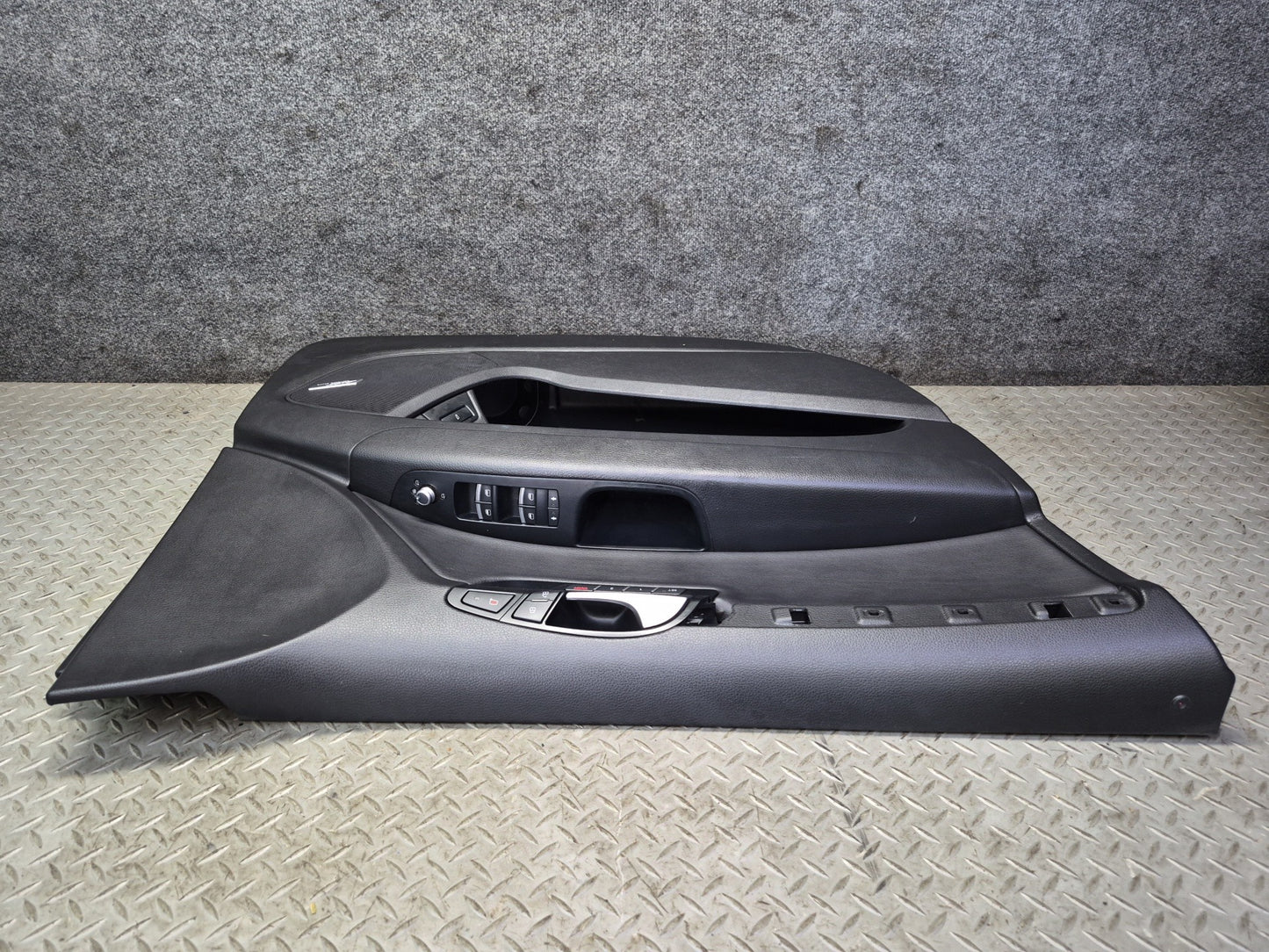 10-15 Audi 4L Q7 Set of 2 Front Left & Right Door Interior Trim Panel Black OEM