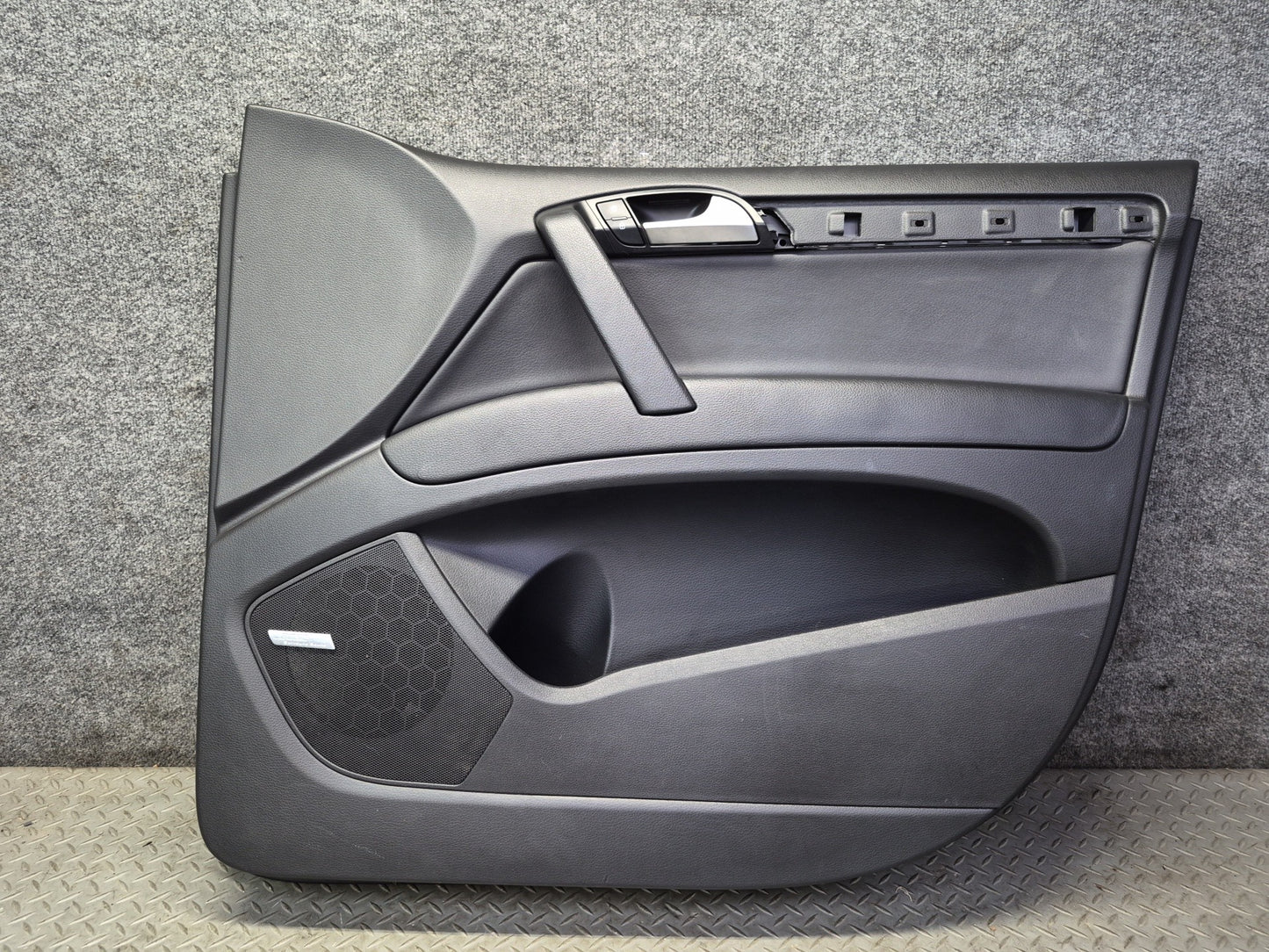 10-15 Audi 4L Q7 Set of 2 Front Left & Right Door Interior Trim Panel Black OEM