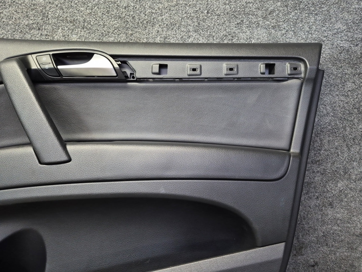 10-15 Audi 4L Q7 Set of 2 Front Left & Right Door Interior Trim Panel Black OEM