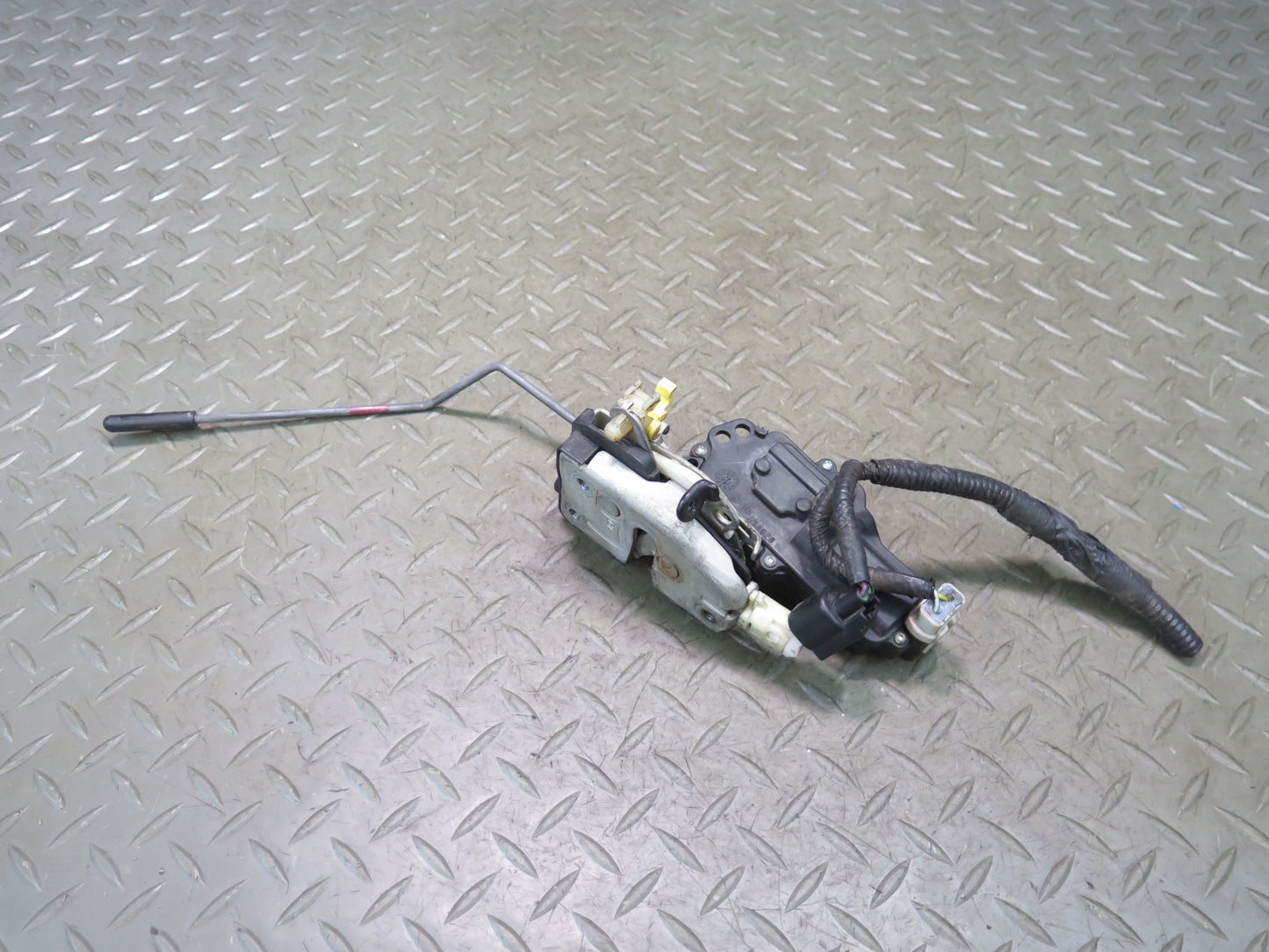 02-05 Ford Thunderbird Front Right Door Lock Latch Actuator OEM