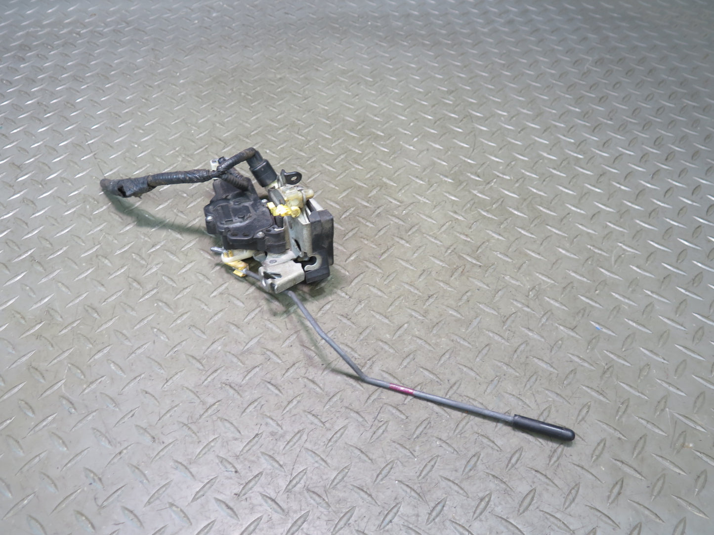 02-05 Ford Thunderbird Front Right Door Lock Latch Actuator OEM