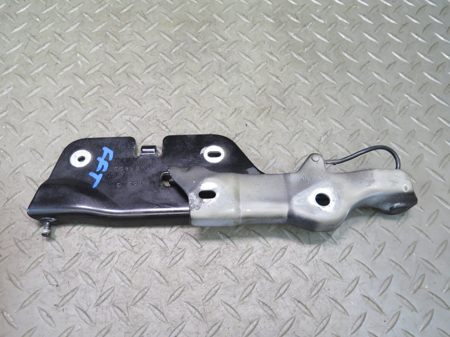 02-05 Ford Thunderbird Set of 2 Front Left & Right Hood Hinge Ebony OEM