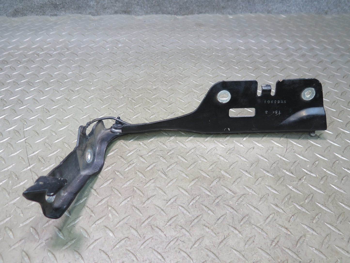 02-05 Ford Thunderbird Set of 2 Front Left & Right Hood Hinge Ebony OEM