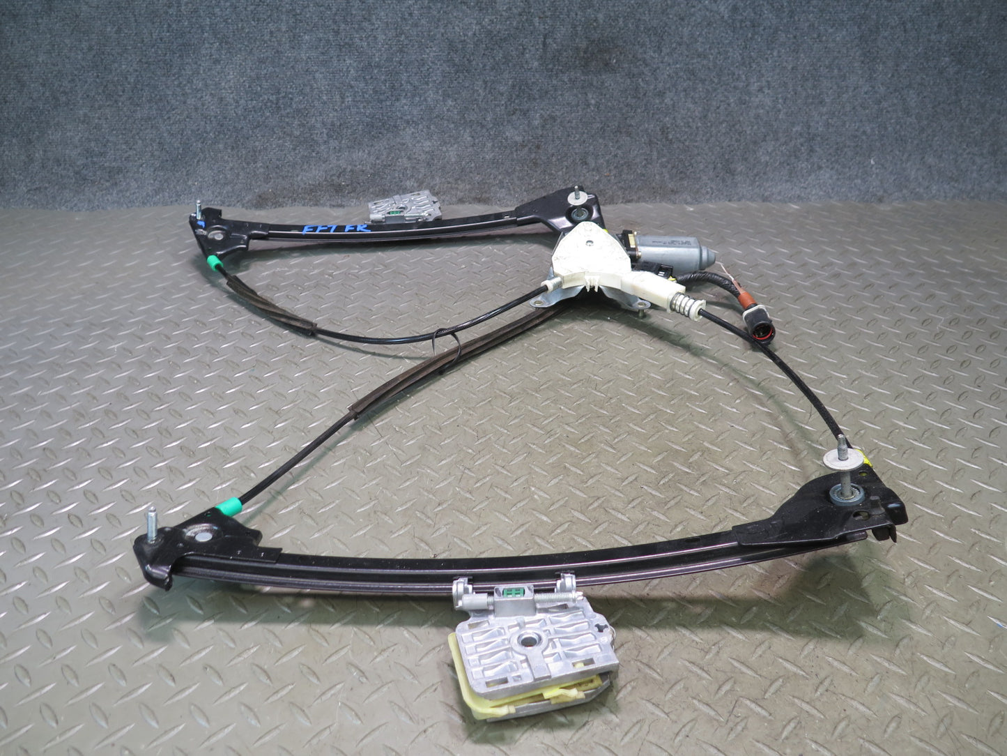 02-05 Ford Thunderbird Front Right Passenger Door Window Regulator w Motor OEM