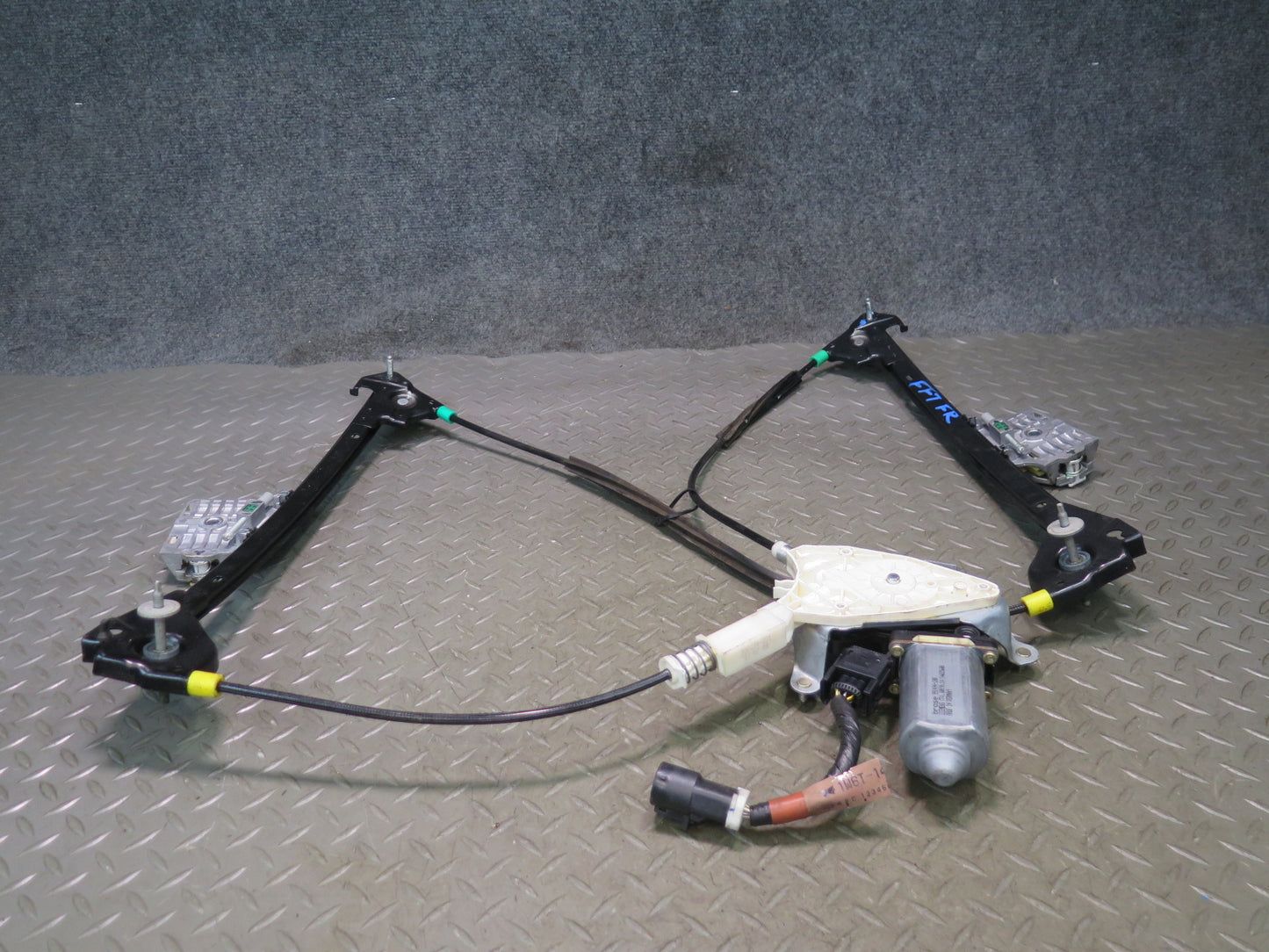 02-05 Ford Thunderbird Front Right Passenger Door Window Regulator w Motor OEM