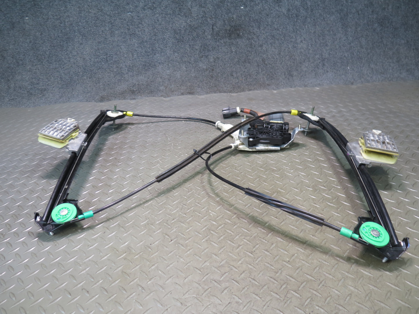 02-05 Ford Thunderbird Front Right Passenger Door Window Regulator w Motor OEM