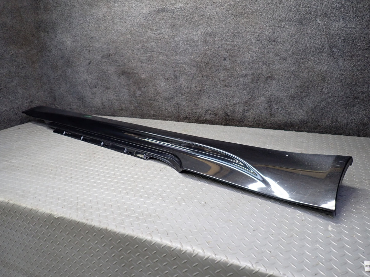 2006-2010 BMW E63 E64 M6 Left & Right Side Skirt Rocker Panel Molding Set of 2