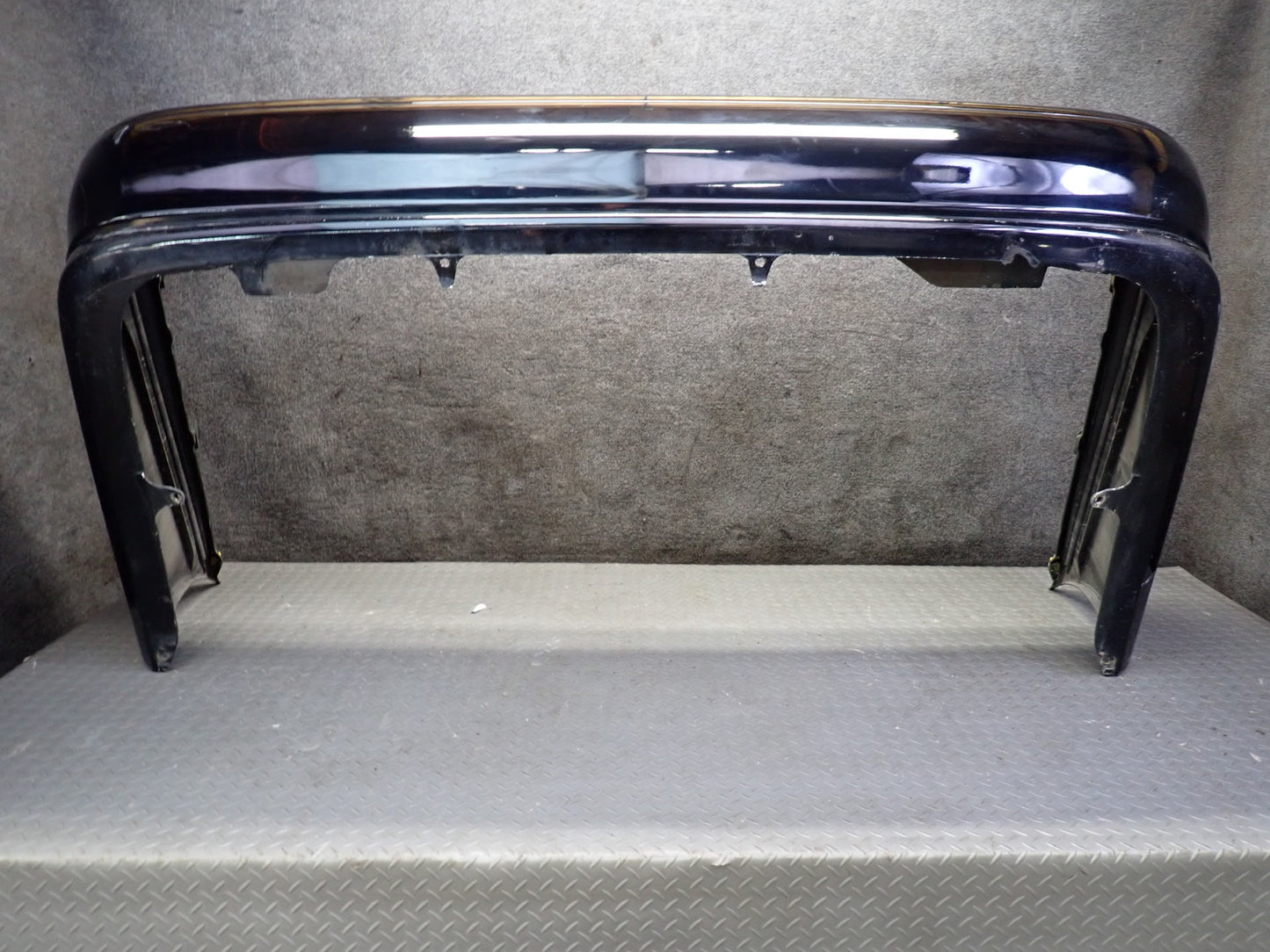 99-01 Toyota Crown JZS175 Rear Bumper Cover w Body KIT Black Set OEM