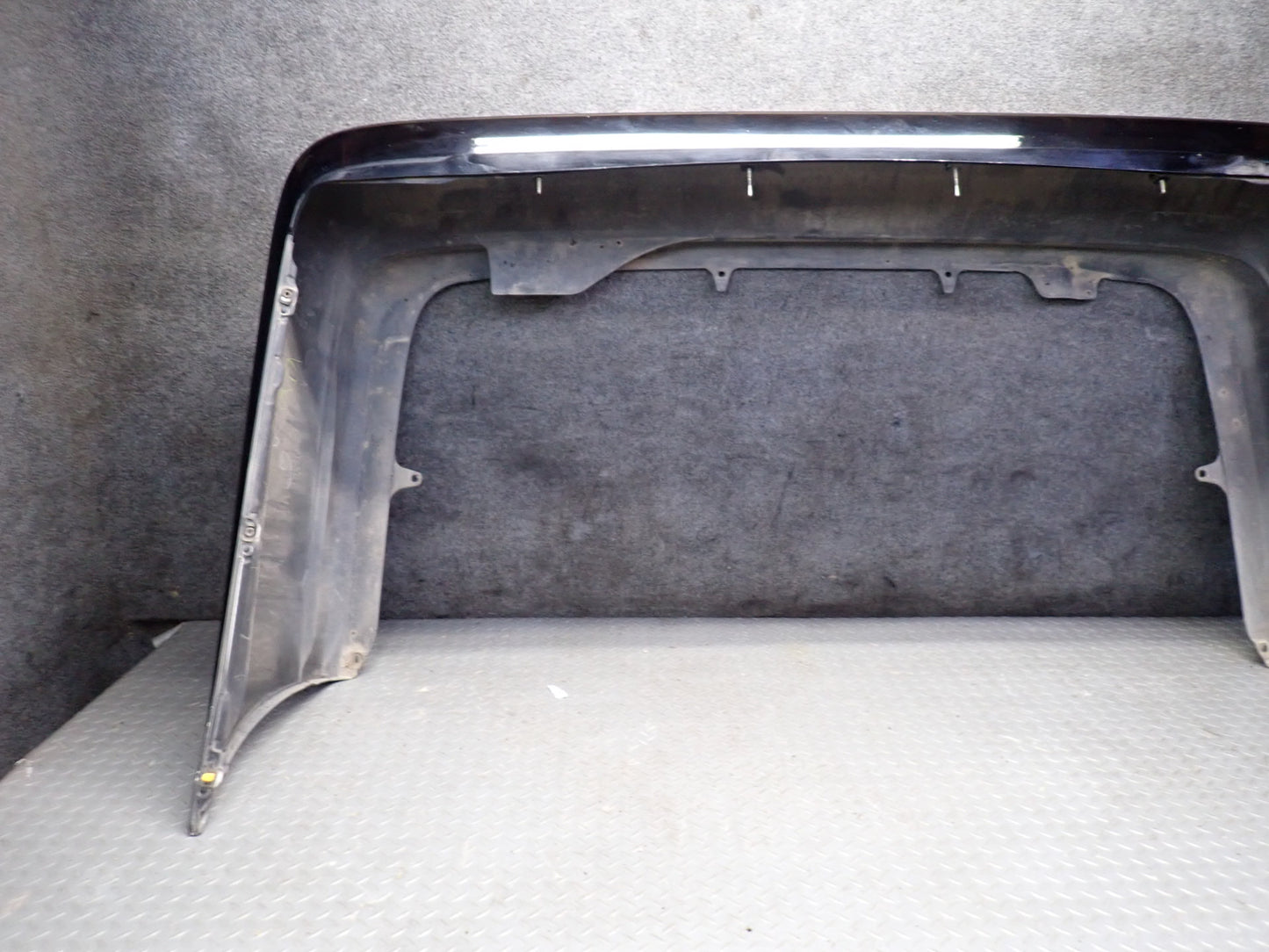 99-01 Toyota Crown JZS175 Rear Bumper Cover w Body KIT Black Set OEM