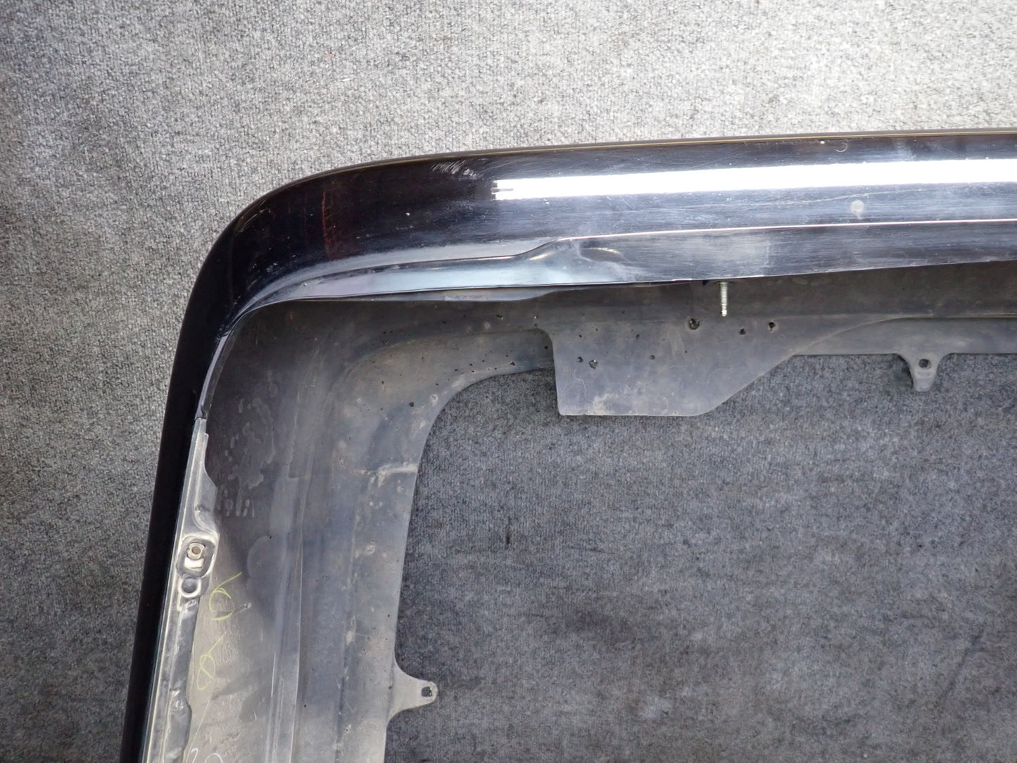 99-01 Toyota Crown JZS175 Rear Bumper Cover w Body KIT Black Set OEM