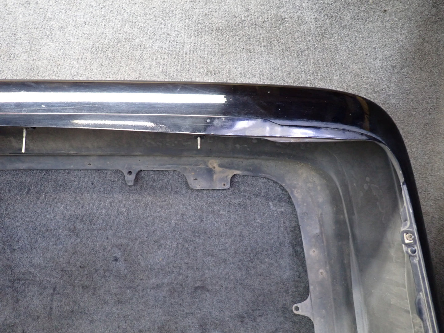 99-01 Toyota Crown JZS175 Rear Bumper Cover w Body KIT Black Set OEM