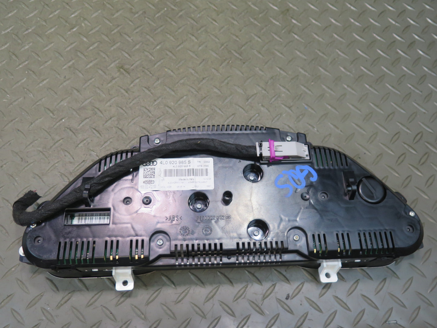 13-15 Audi 4L Q7 3.0L Ctwb ECU Speedo Ignition Door Comfort Module KEY Set OEM