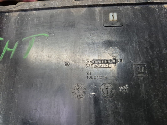 2003-2005 Hummer H2 Rear Trunk Lid Liftgate License Plate Panel w Handle