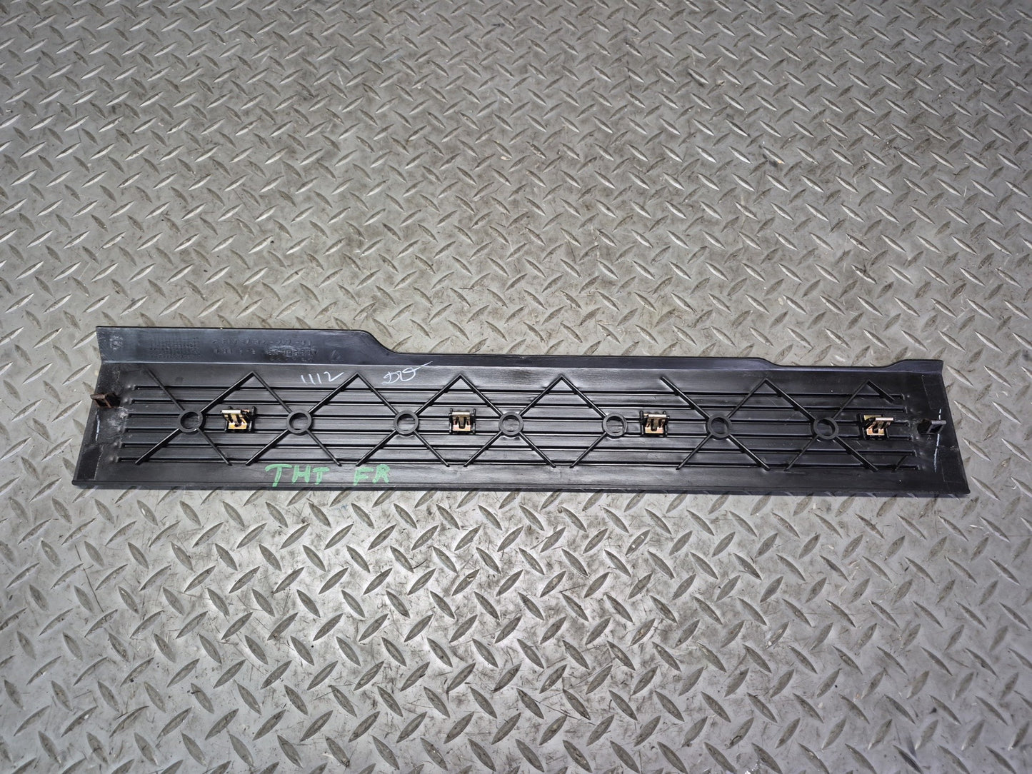 2003-2009 Hummer H2 Front Left & Right Door Scuff Sill Plate Trim Panel Set of 2