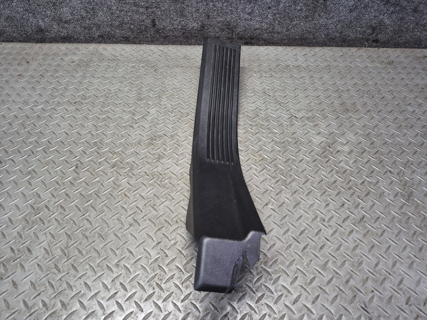 2003-2009 Hummer H2 Rear Left & Right Door Scuff Sill Plate Trim Panel Set of 2