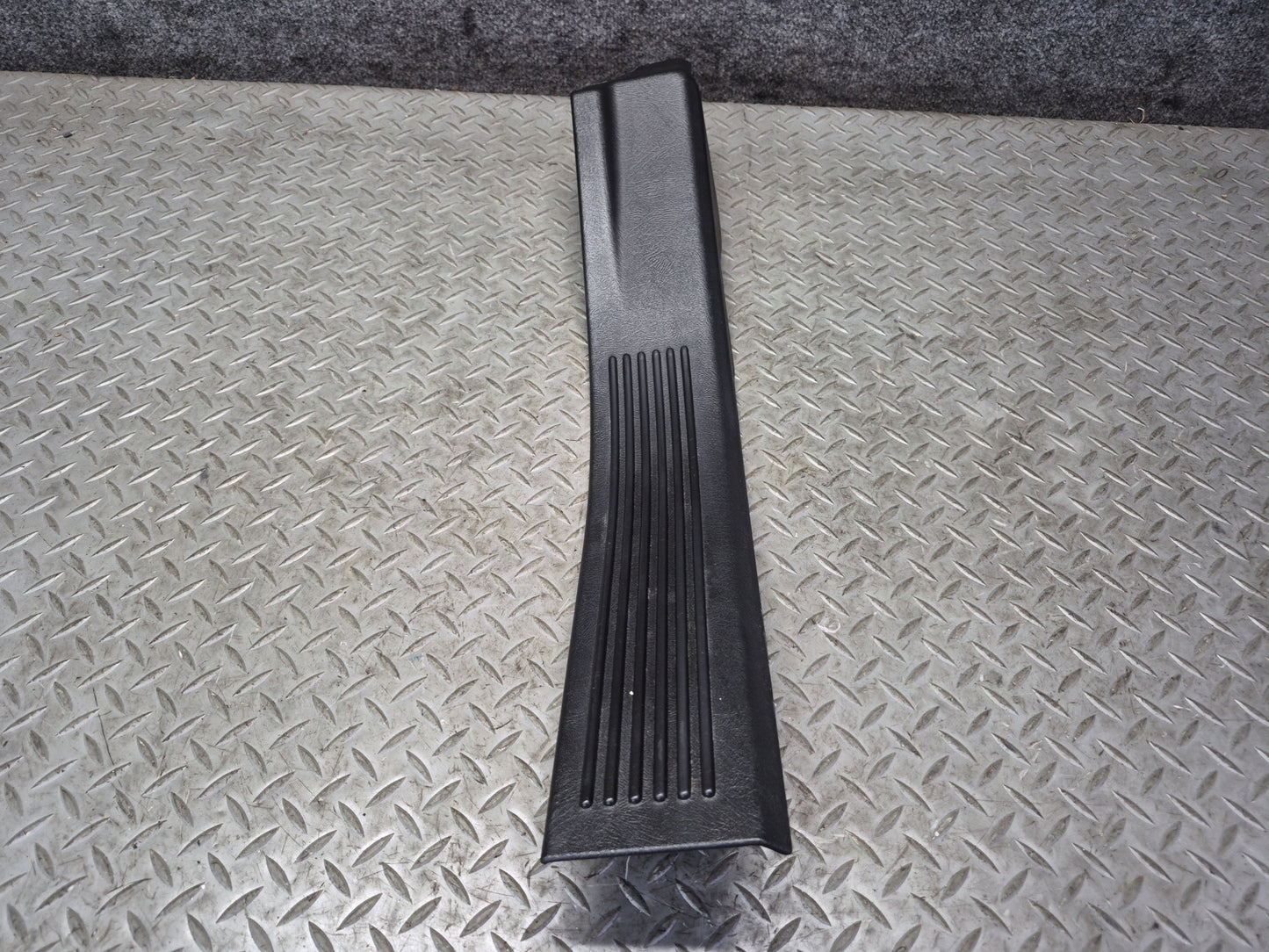 2003-2009 Hummer H2 Rear Left & Right Door Scuff Sill Plate Trim Panel Set of 2