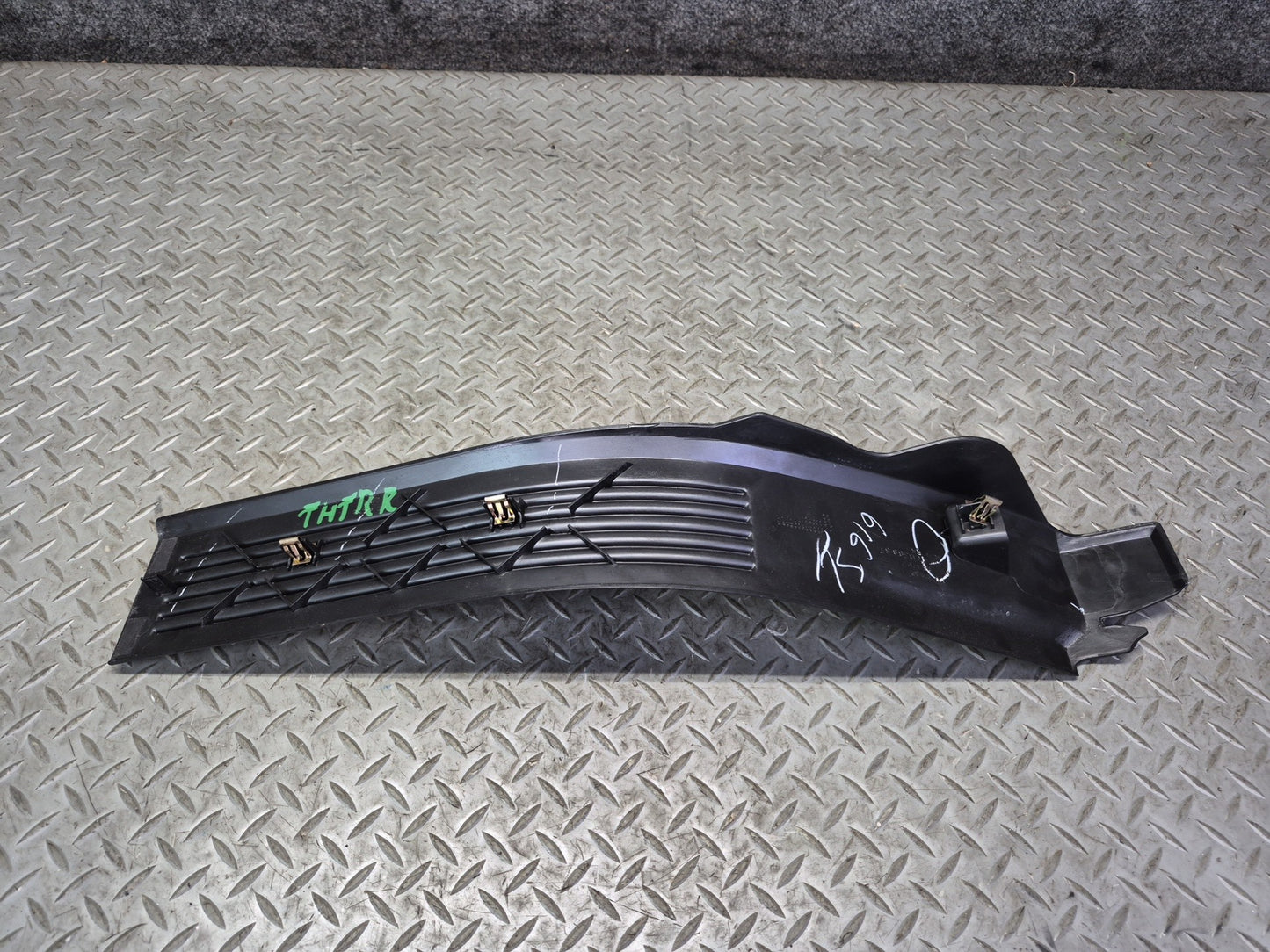 2003-2009 Hummer H2 Rear Left & Right Door Scuff Sill Plate Trim Panel Set of 2