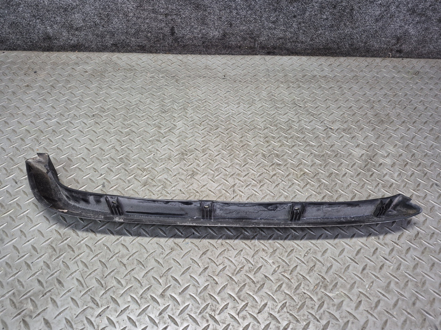 2003-2009 Hummer H2 Front Left Fender Flare Wheel Arch Molding 15200466