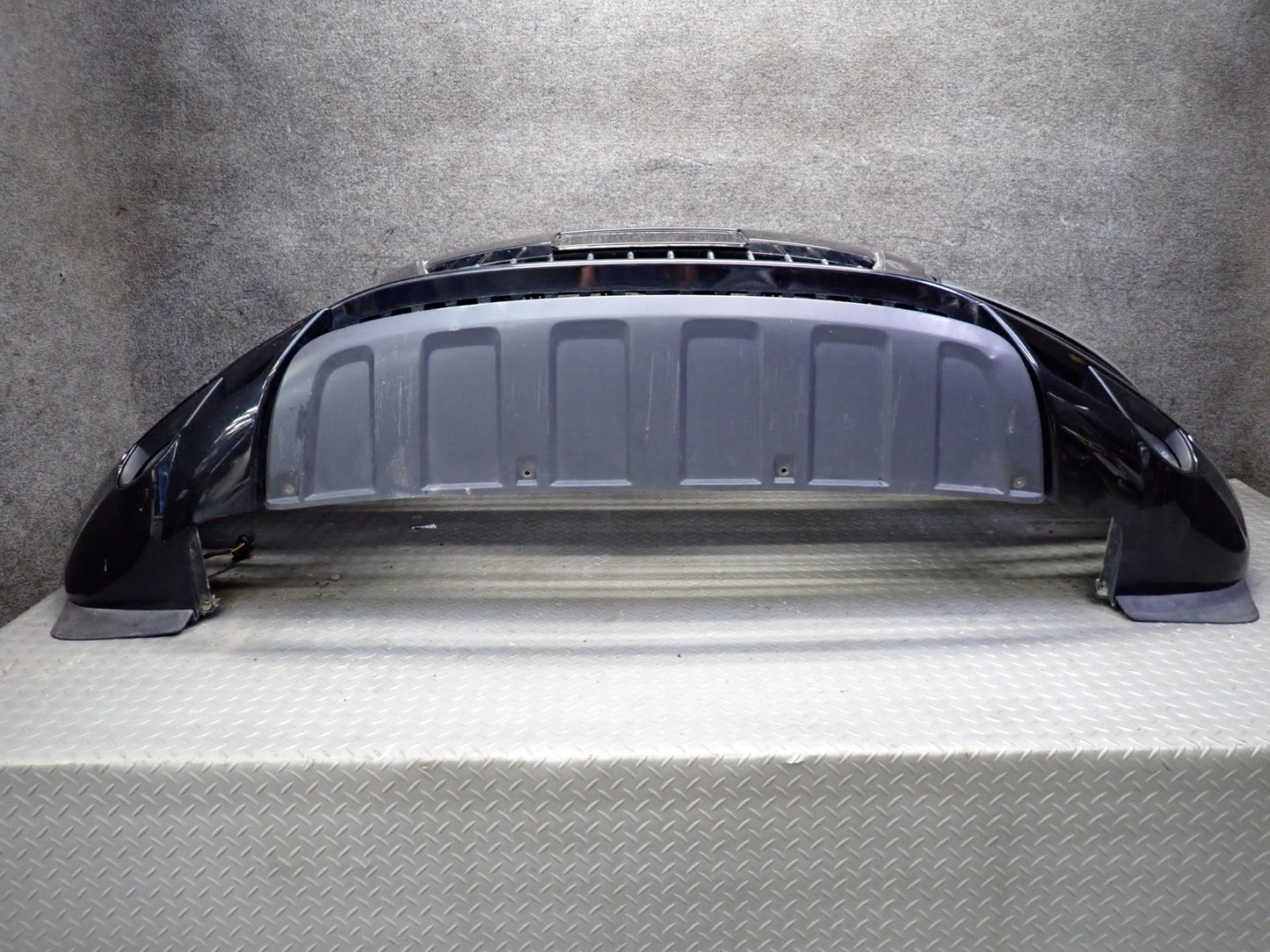 10-15 Audi 4L Q7 Front Bumper Cover w Grille PDC Sensors & Fog Lights Black OEM
