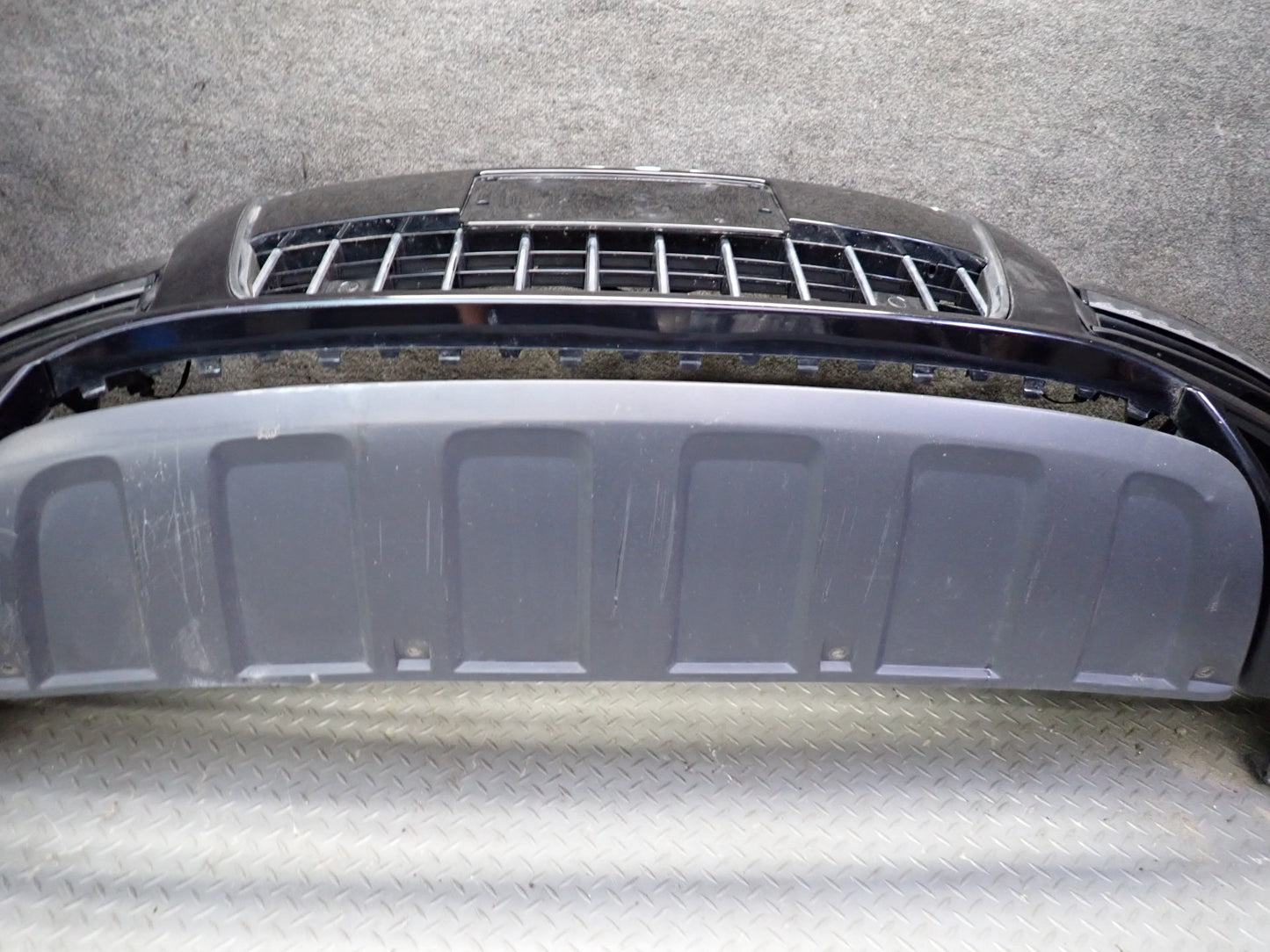 10-15 Audi 4L Q7 Front Bumper Cover w Grille PDC Sensors & Fog Lights Black OEM