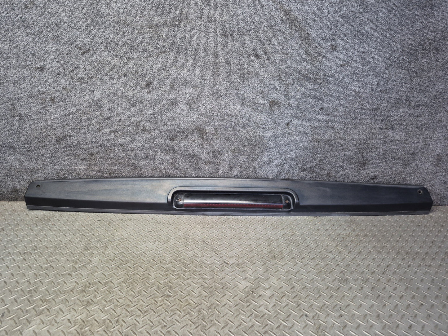 2003-2009 Hummer H2 Rear Trunk Tailgate Liftgate Upper Spoiler 15114966