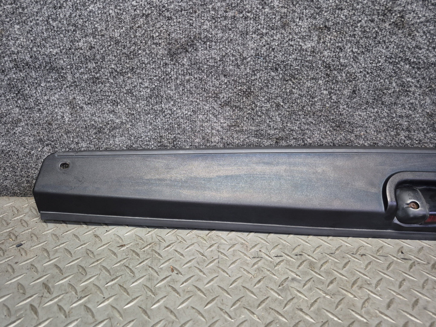 2003-2009 Hummer H2 Rear Trunk Tailgate Liftgate Upper Spoiler 15114966
