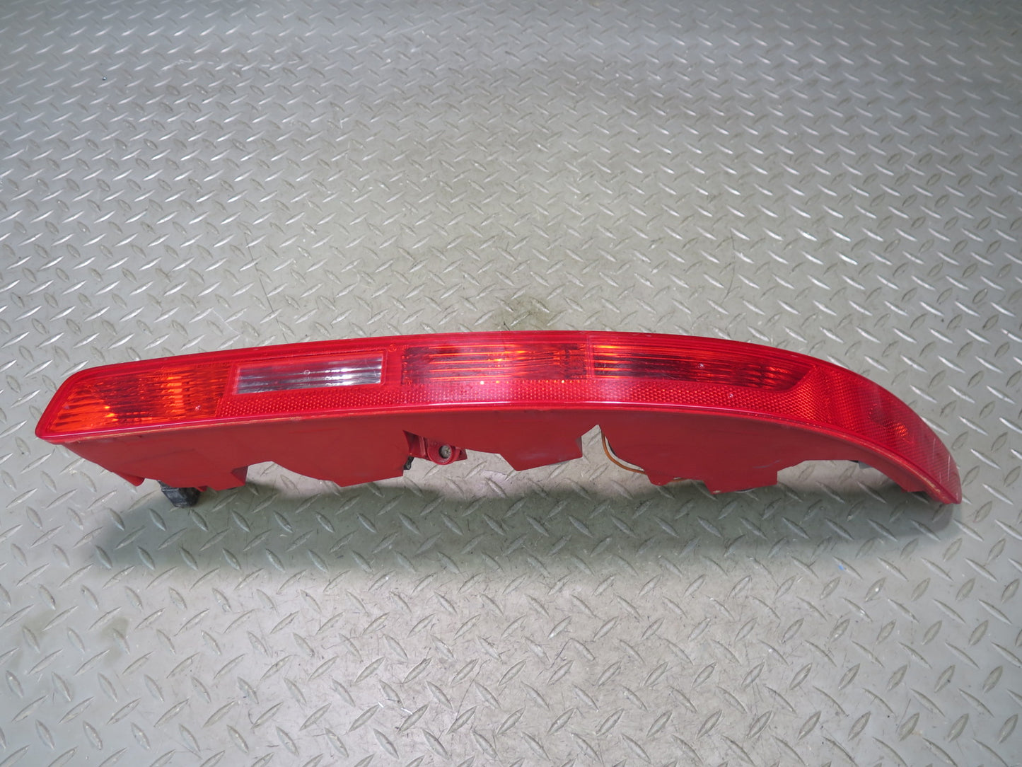 07-15 Audi 4L Q7 Rear Right Bumper Lower Tail Light Lamp OEM