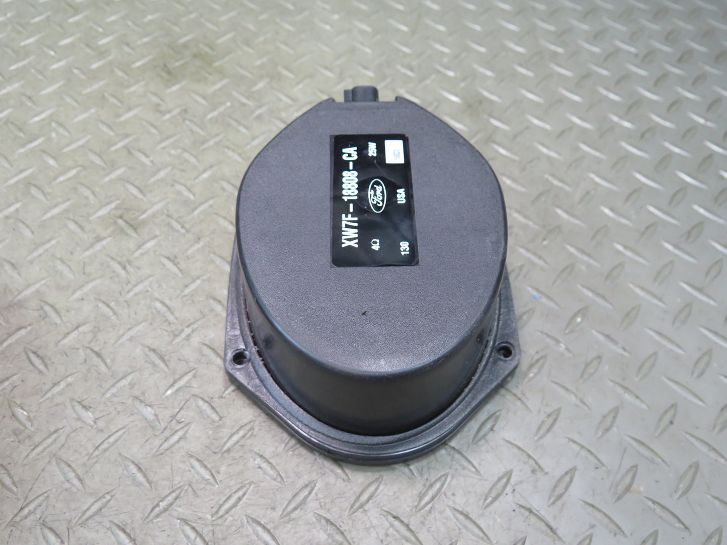 02-05 Ford Thunderbird Set of 2 Left & Right Door Speaker XW7F-18808-CA OEM