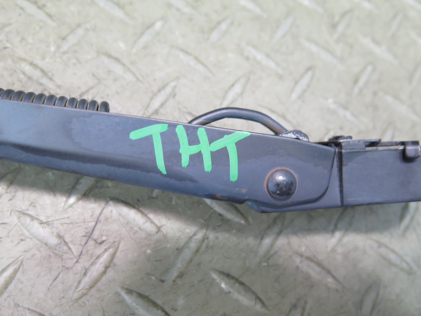 2003-2009 Hummer H2 Front Windshield Left & Right Wiper Arm Set of 2