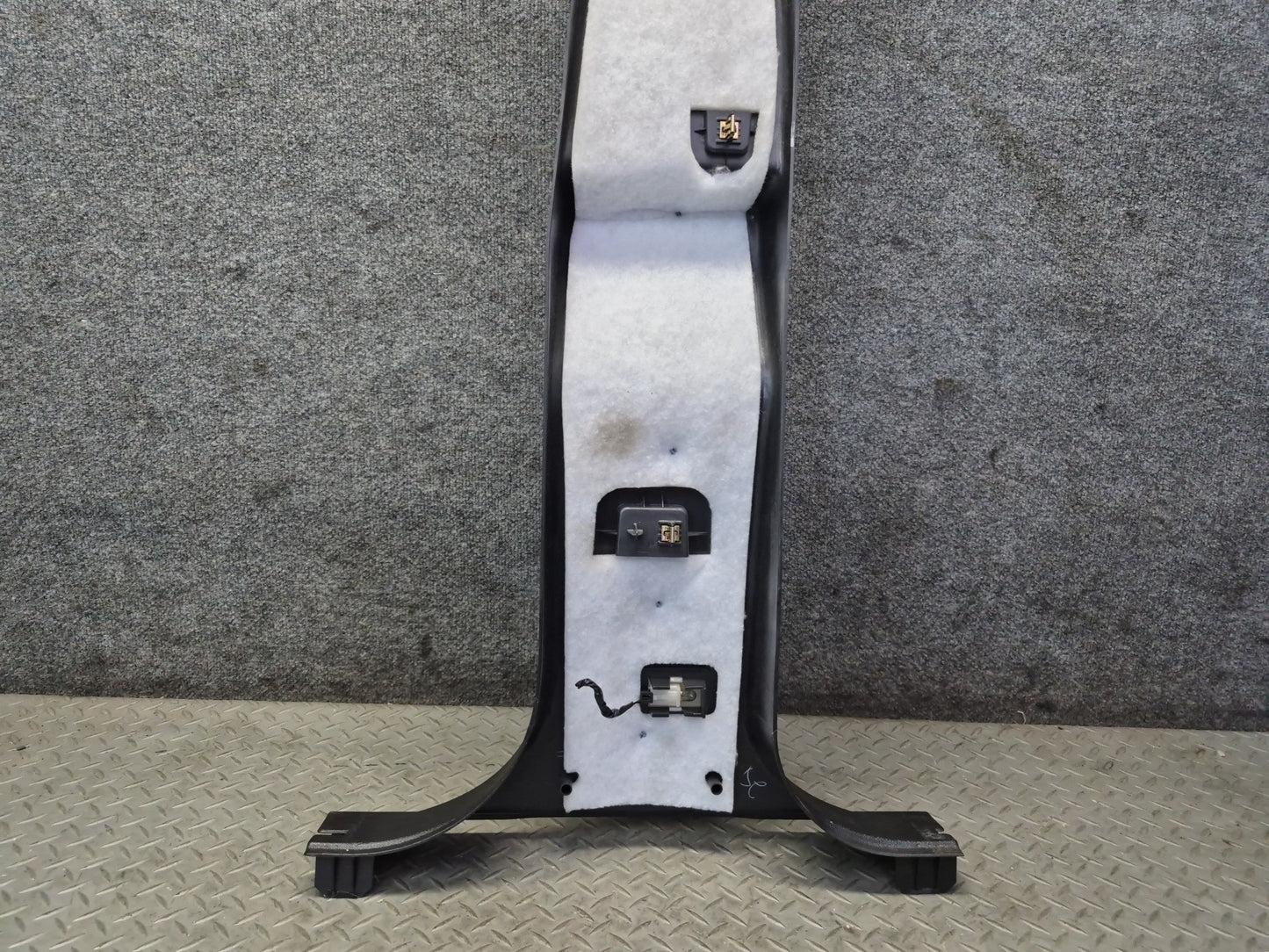 2003-2007 Hummer H2 Right & Left Side Upper Lower B Pillar Trim Cover Panel Set