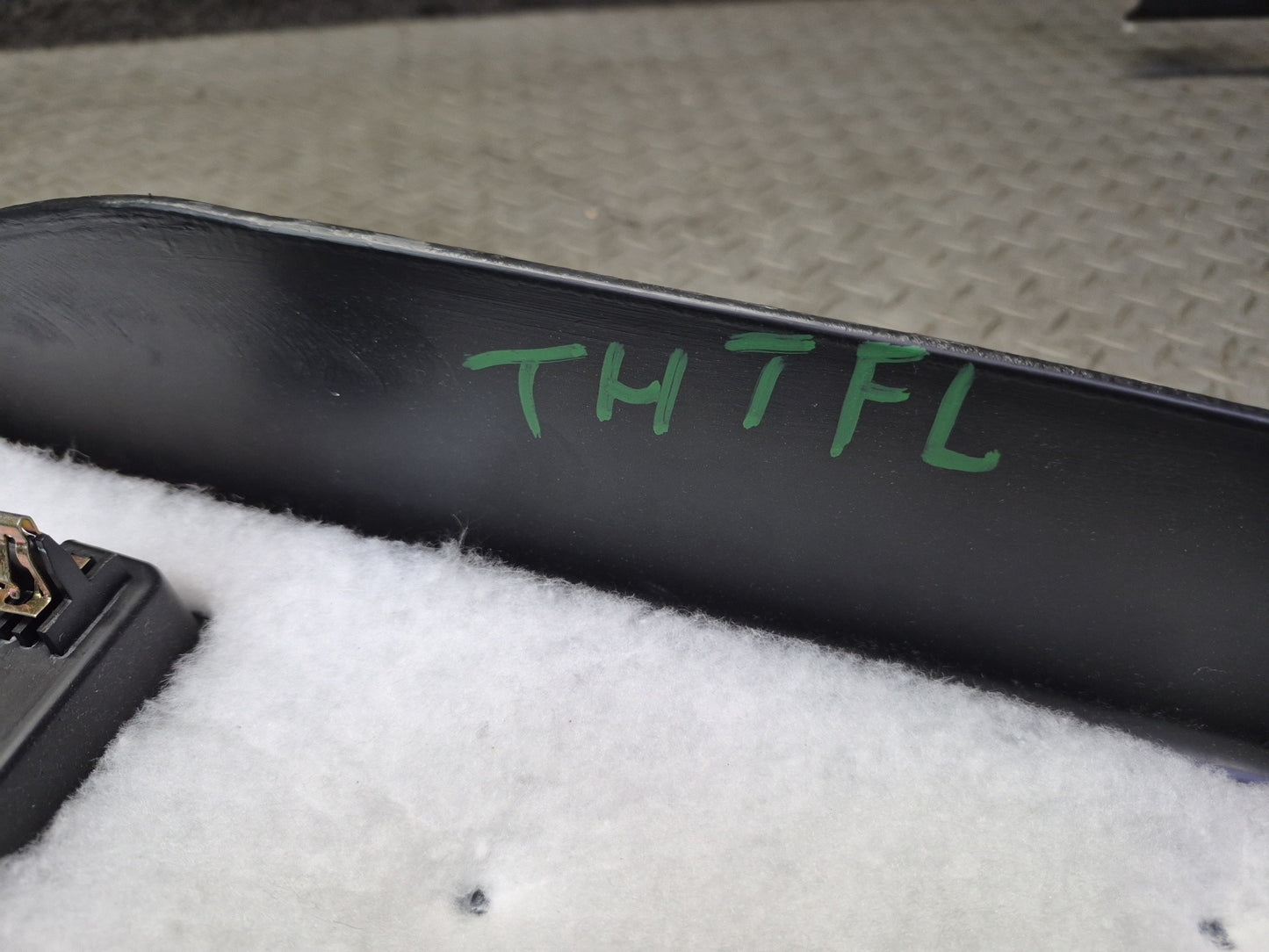 2003-2007 Hummer H2 Right & Left Side Upper Lower B Pillar Trim Cover Panel Set