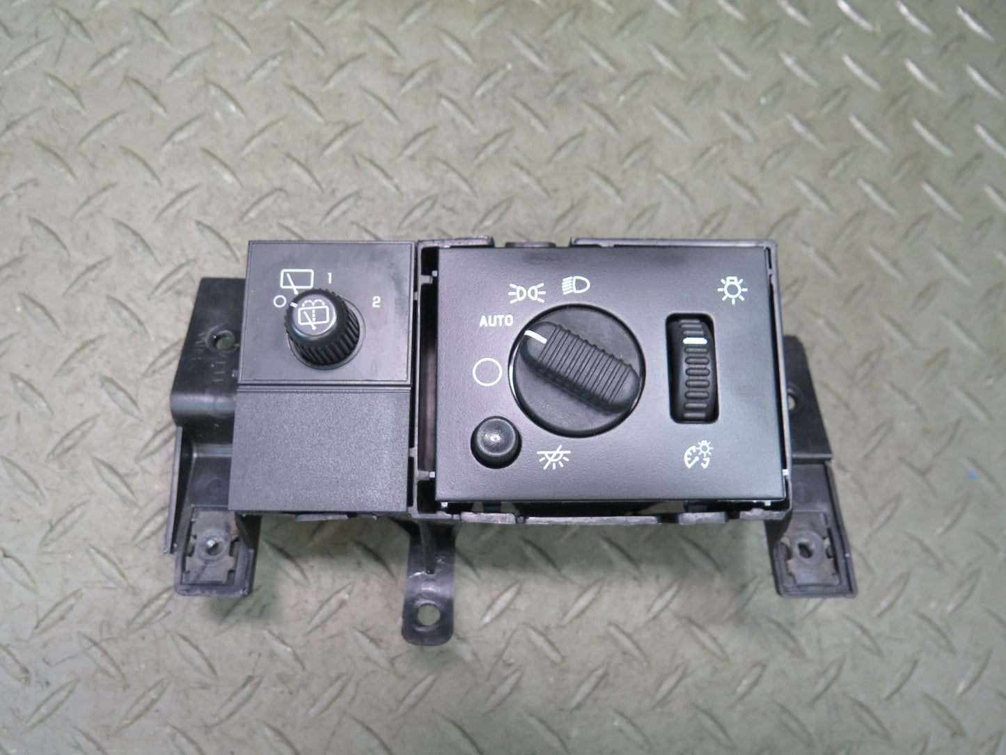 2003-2007 Hummer H2 Headlight Fog Light Lamp Dimmer Control Switch