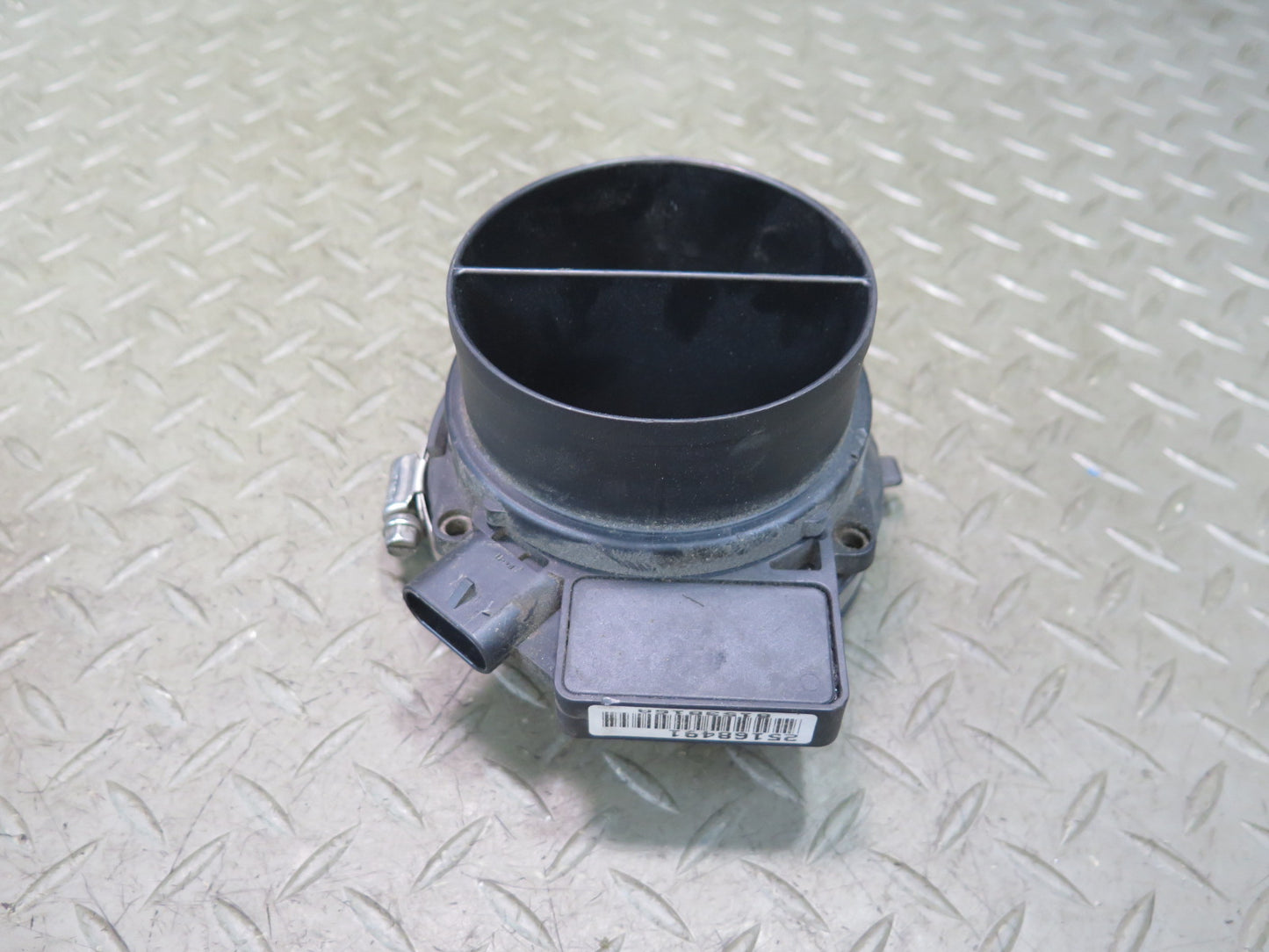 2003-2007 Hummer H2 Mass Air Flow Meter MAF Sensor