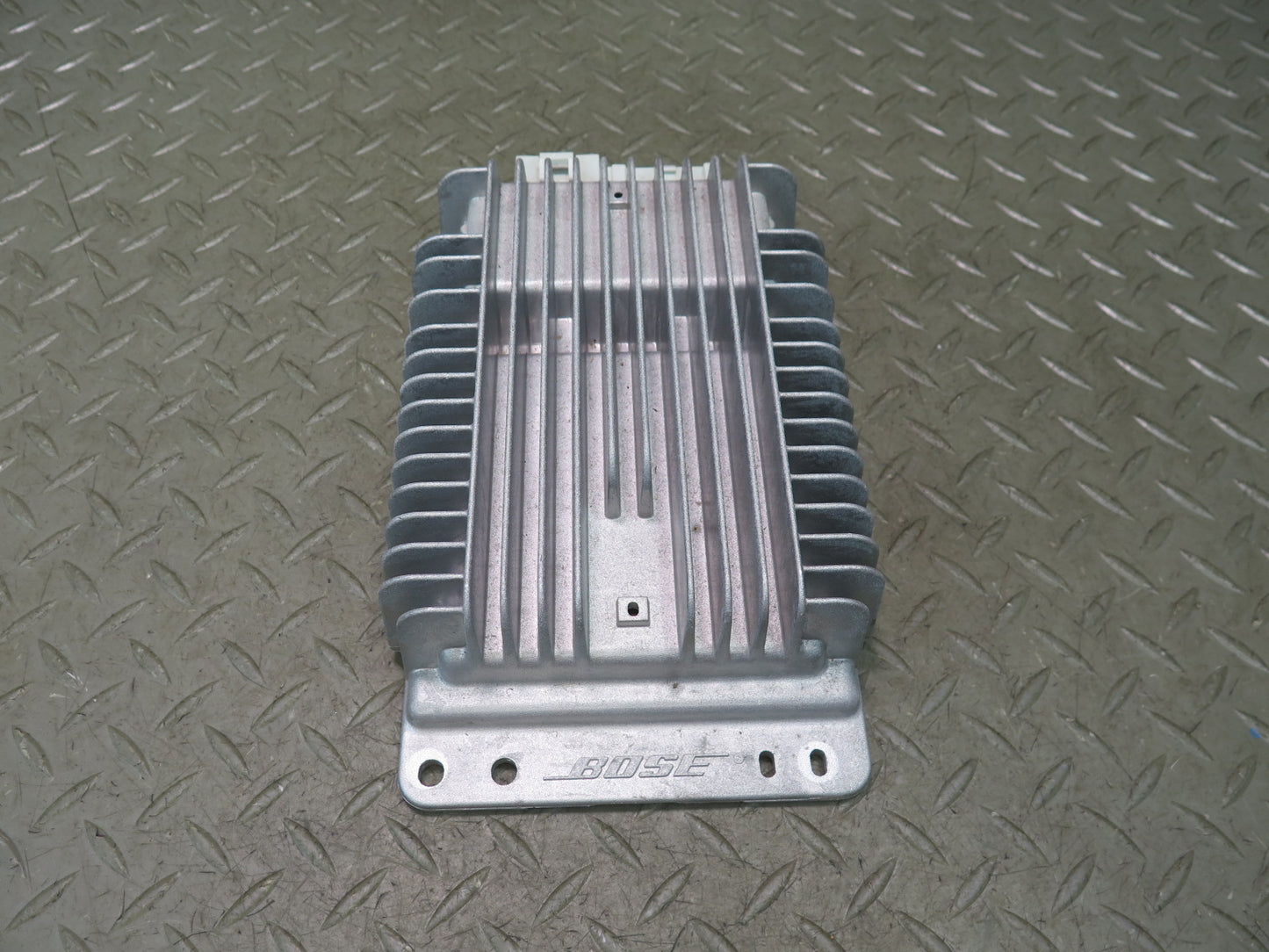 2004-2007 Hummer H2 Bose Radio Audio Amplifier AMP 15267753