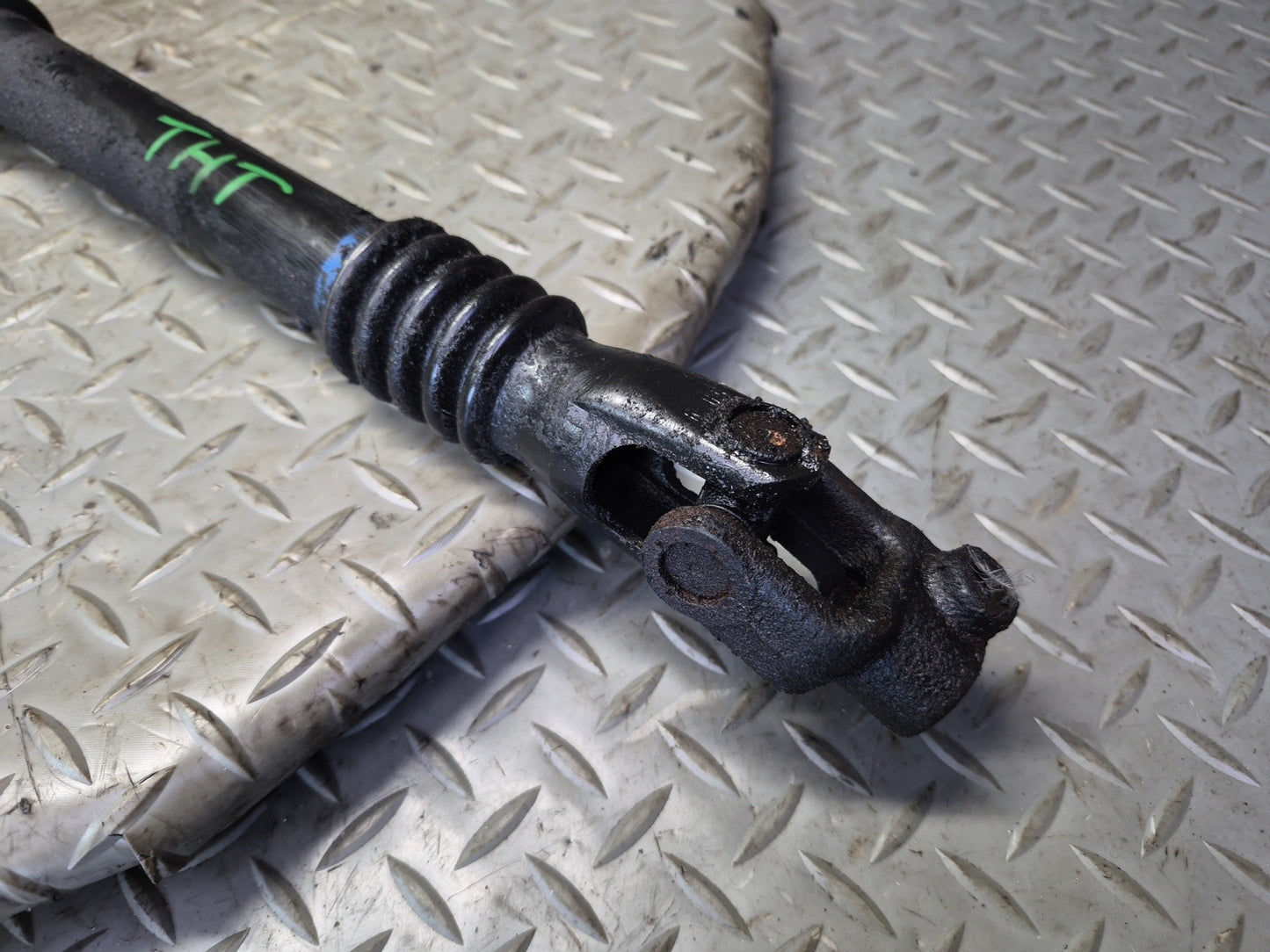 2003-2007 Hummer H2 Steering Column Intermediate U Joint Linkage Shaft