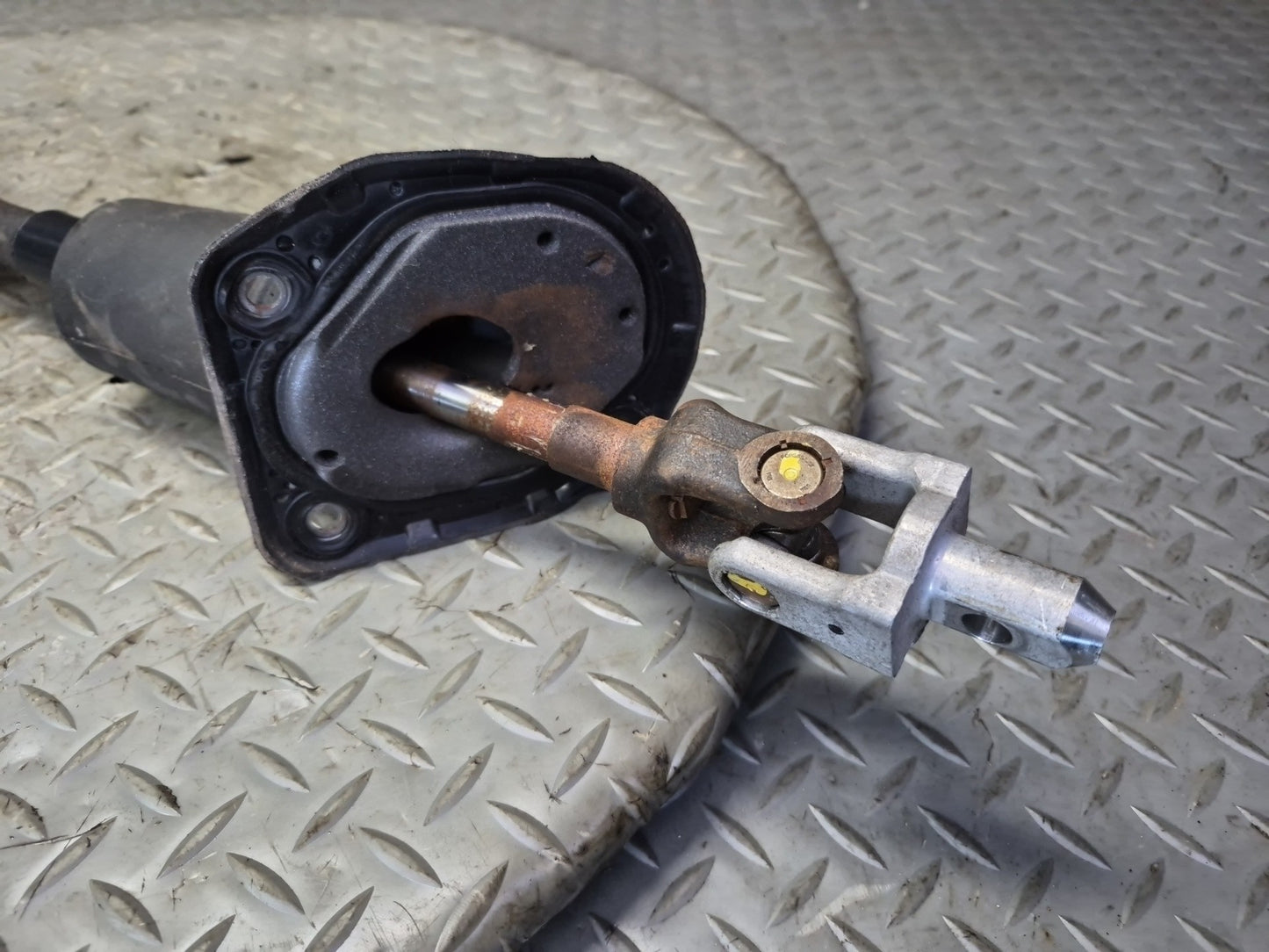 2003-2007 Hummer H2 Steering Column Intermediate U Joint Linkage Shaft