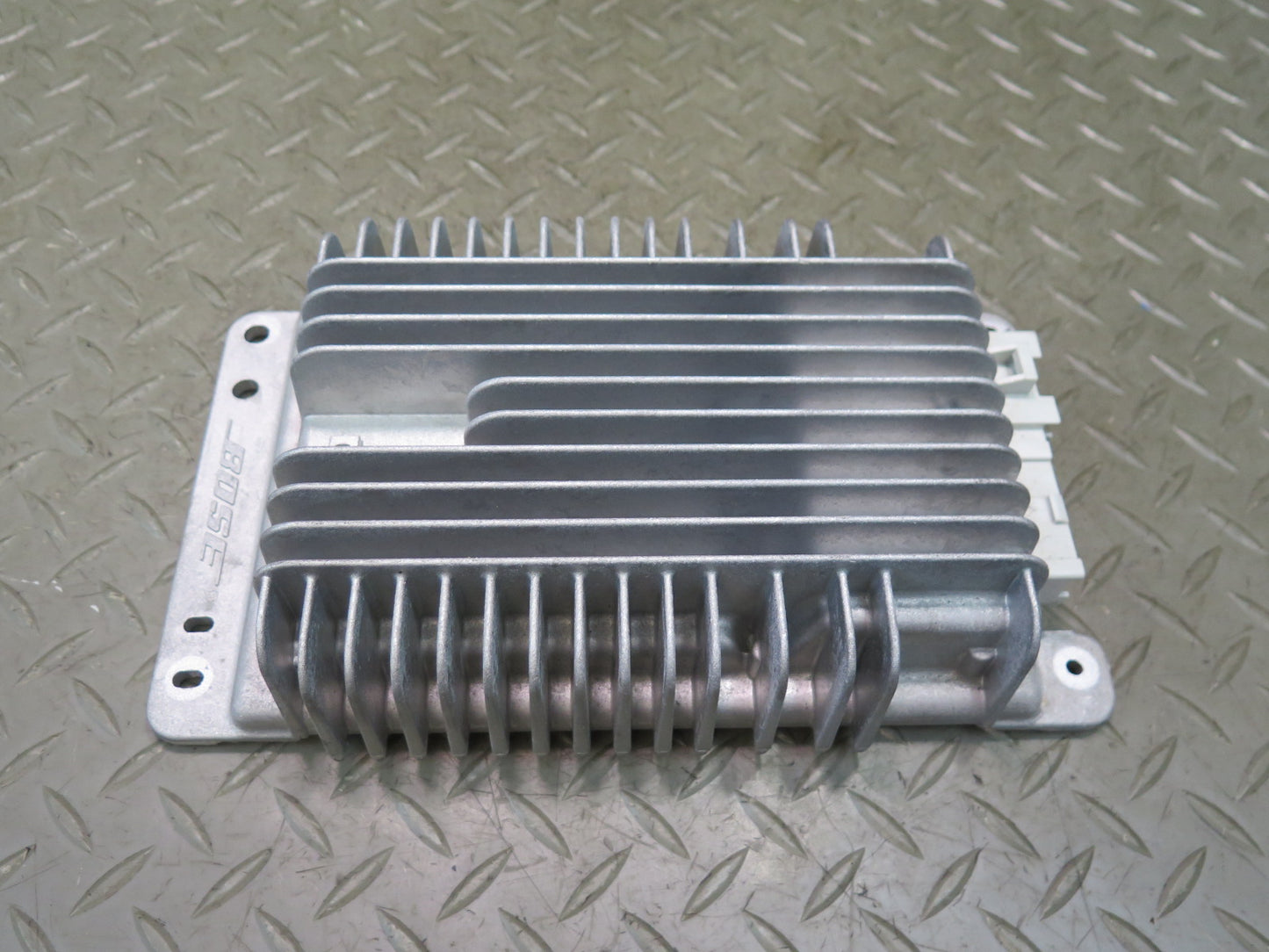 2004-2007 Hummer H2 Bose Radio Audio Amplifier AMP 15267753