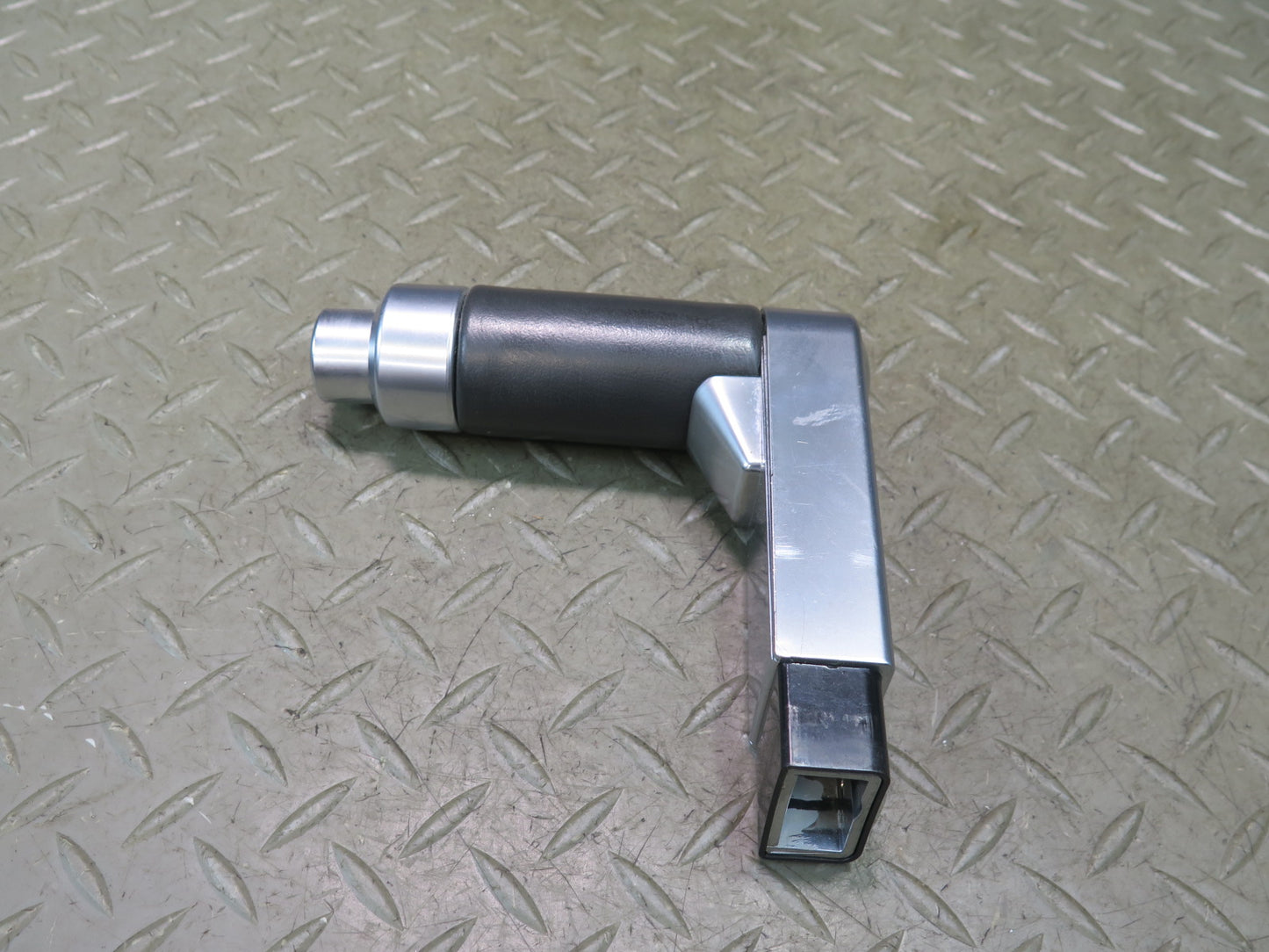 2003-2007 Hummer H2 A/T Automatic Transmission Shifter Shift Knob