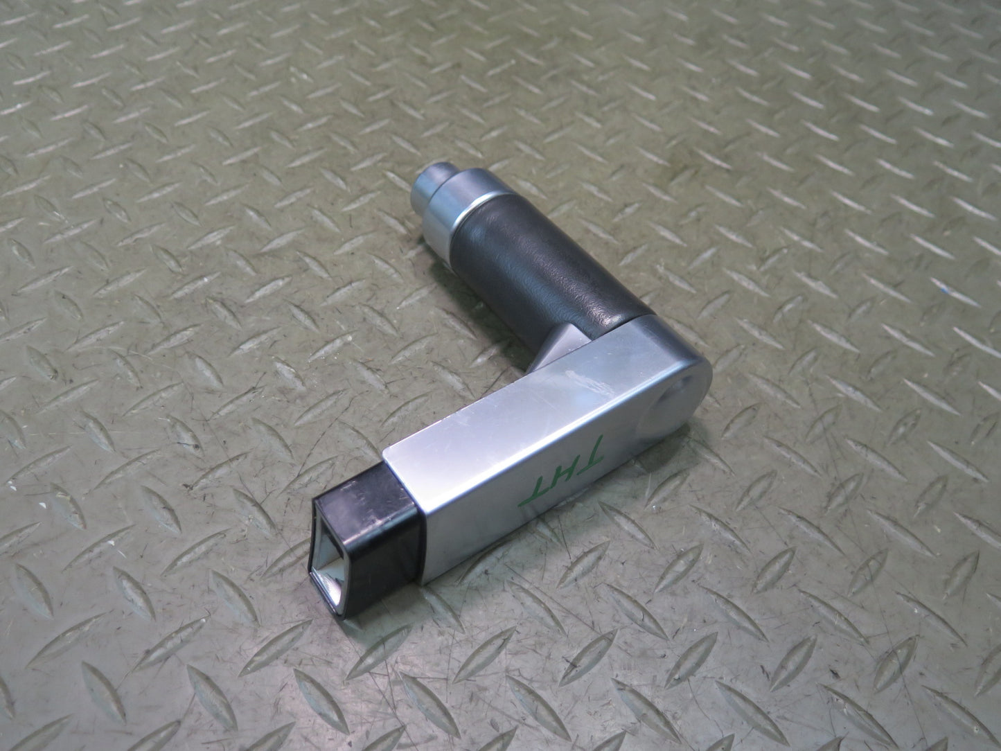 2003-2007 Hummer H2 A/T Automatic Transmission Shifter Shift Knob