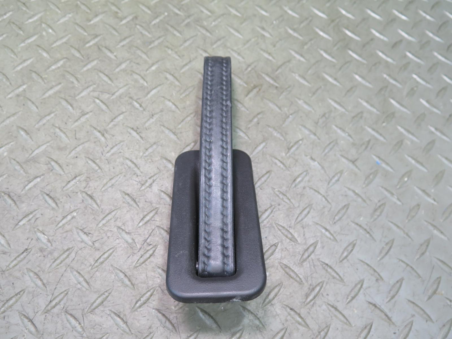 2003-2007 Hummer H2 Rear Liftgate Tailgate Strap Grab Handle 15753235