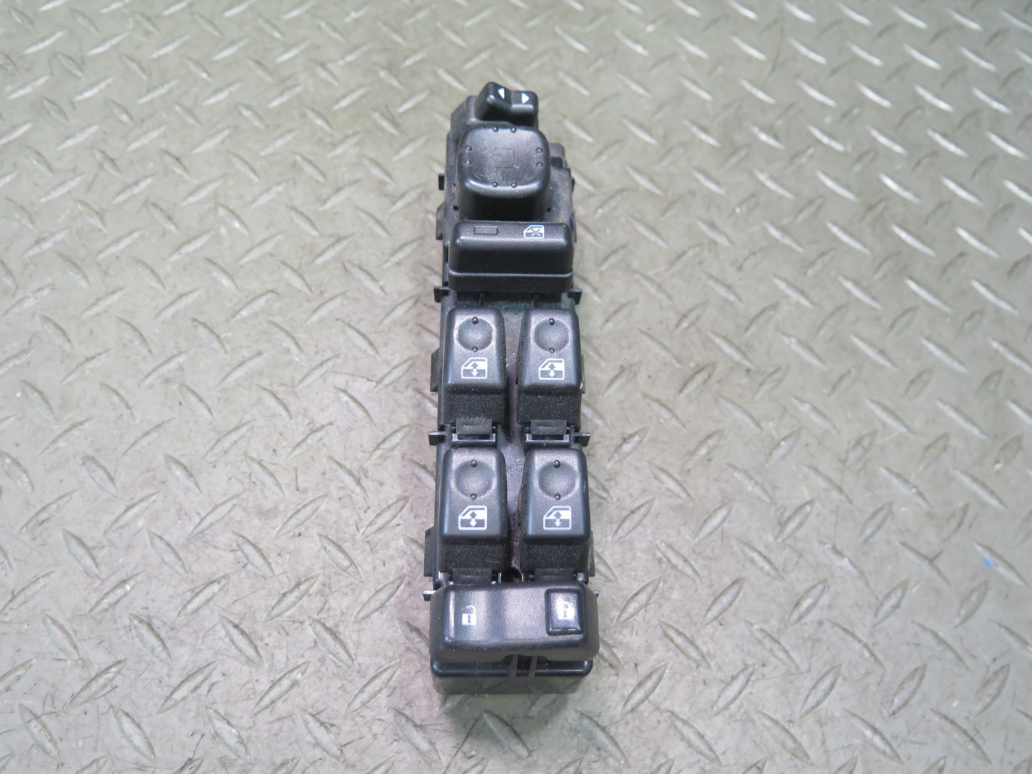 2005-2007 Hummer H2 Front Left Door Master Power Window Mirror Switch 15251167