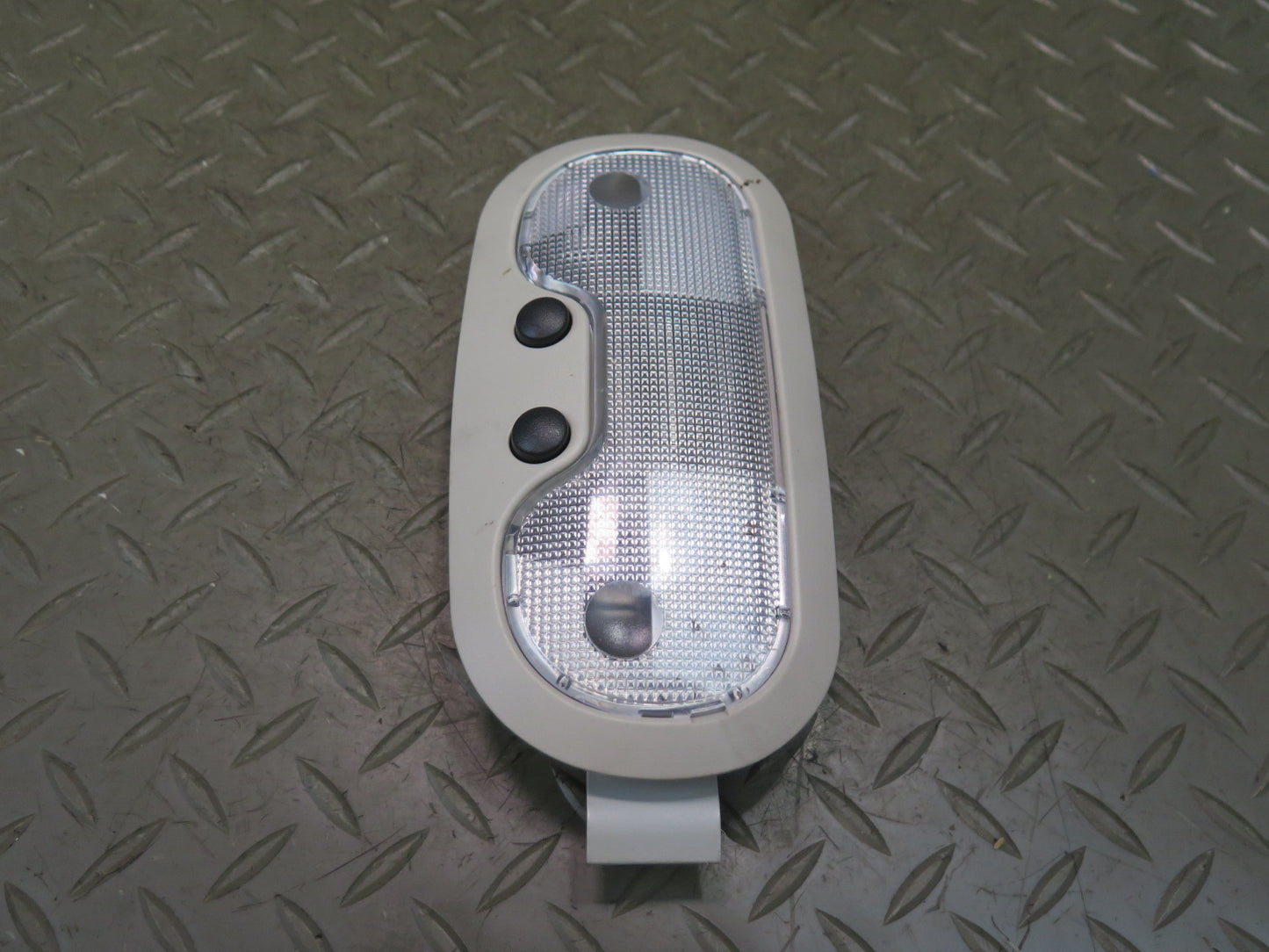 2003-2007 Hummer H2 Rear Overhead Roof Dome Interior Light Lamp